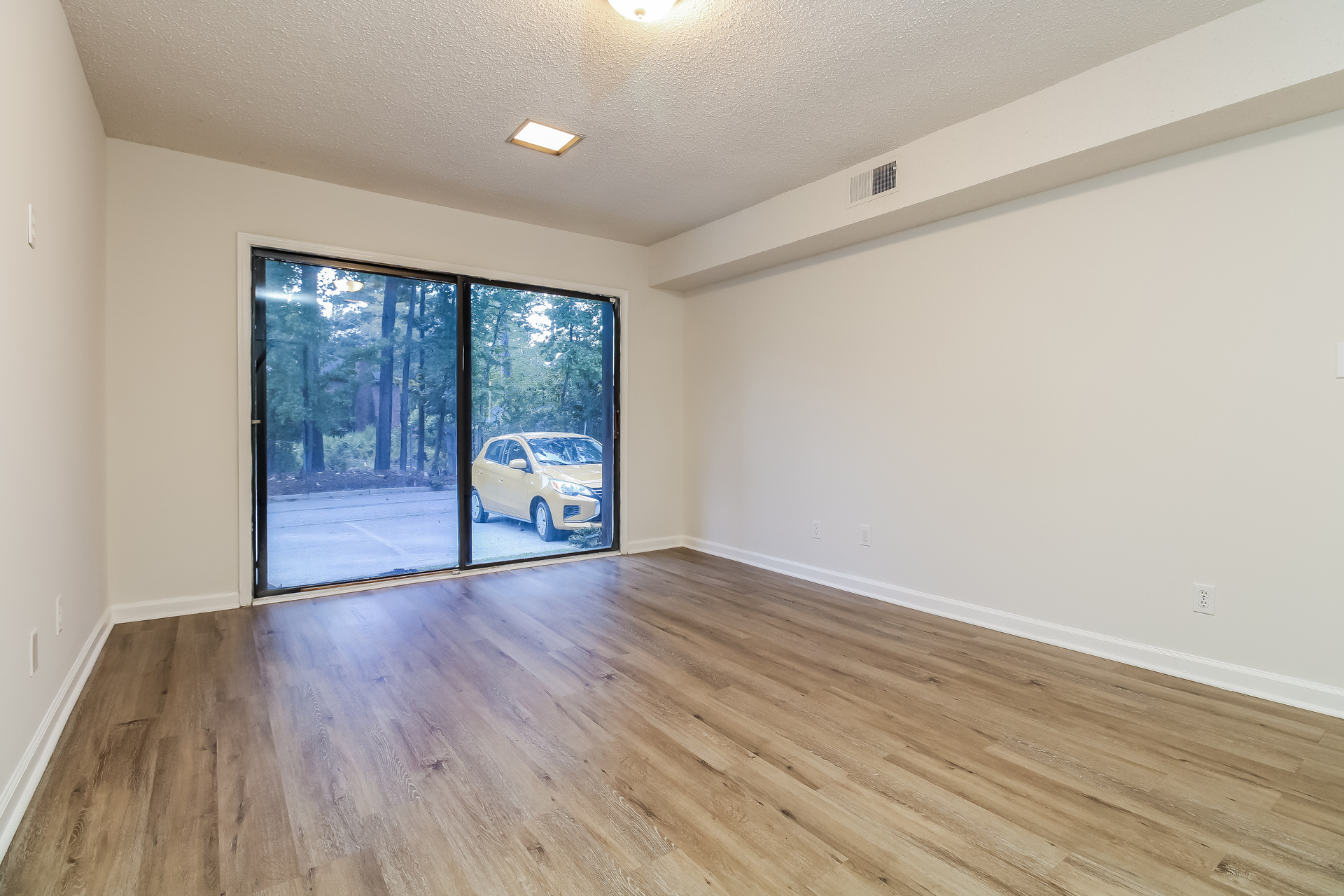 Photo 19 of 23 of 167 Lionsgate Dr, Columbia, SC