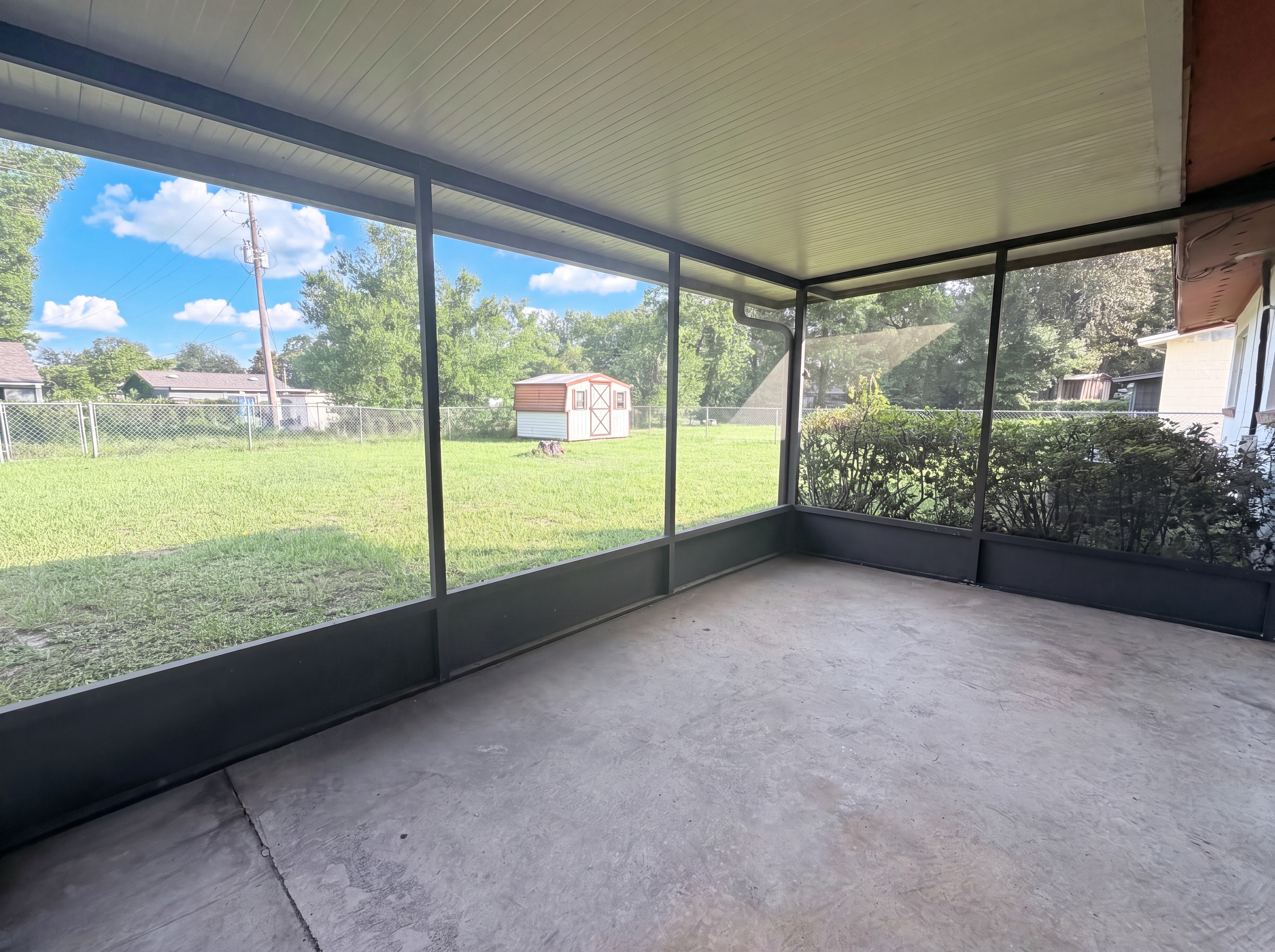 Photo 15 of 17 of 279 Bonnlyn Dr, Orange Park, FL