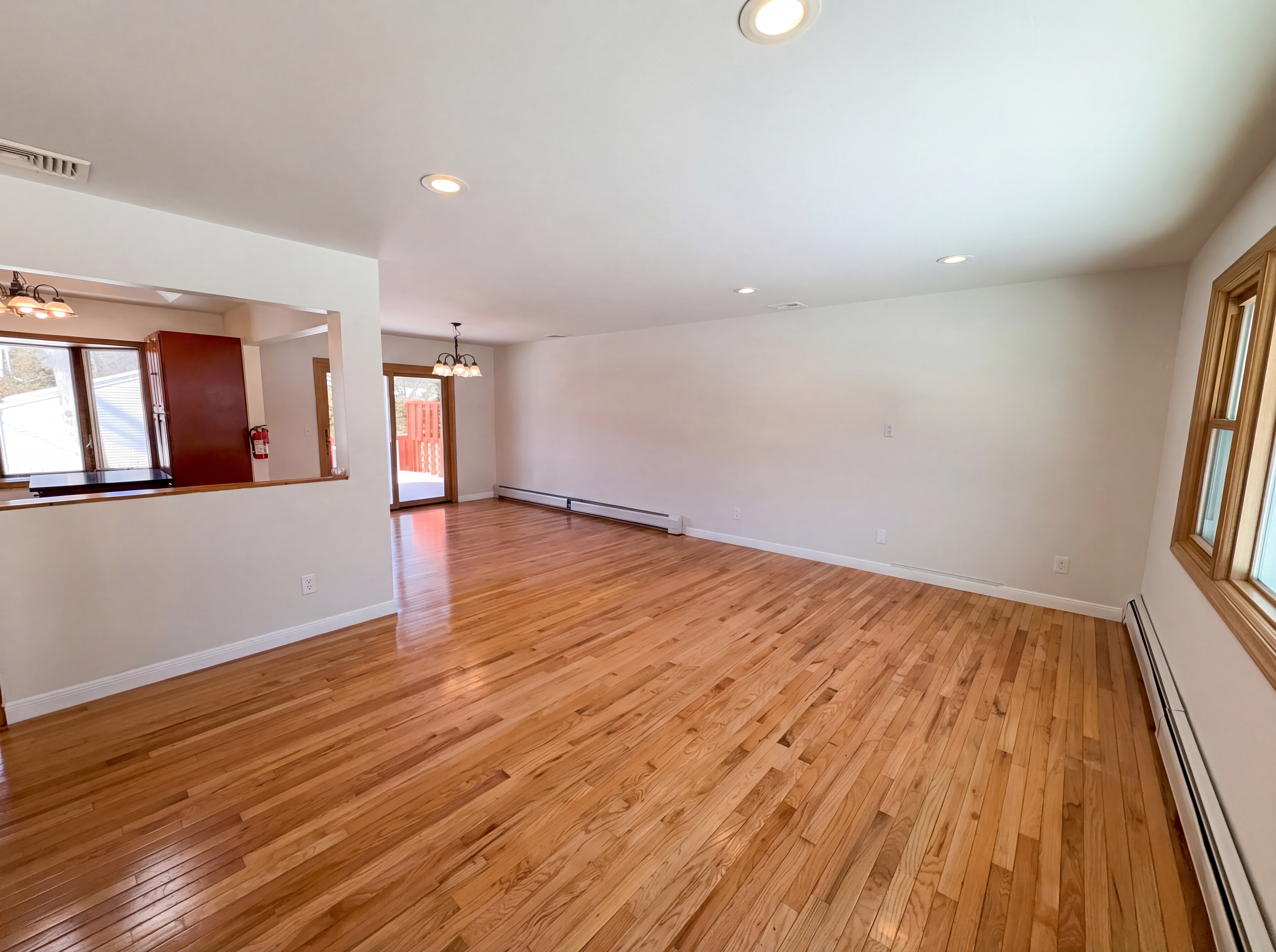 Photo 11 of 31 of 2622 Cleveland Ave, Township Of Washington, NJ