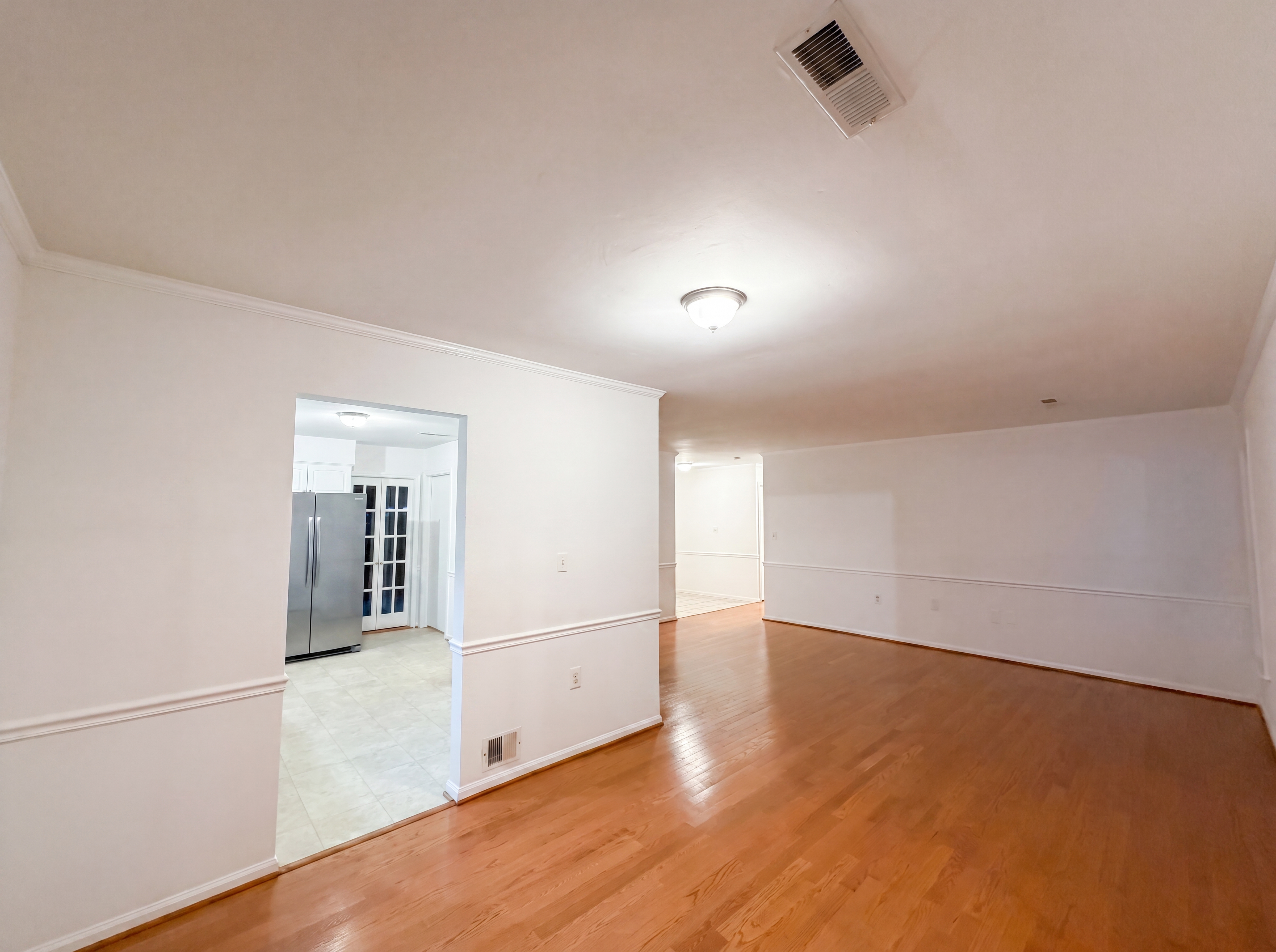 Photo 13 of 51 of 8947 Rosewood St, Manassas, VA