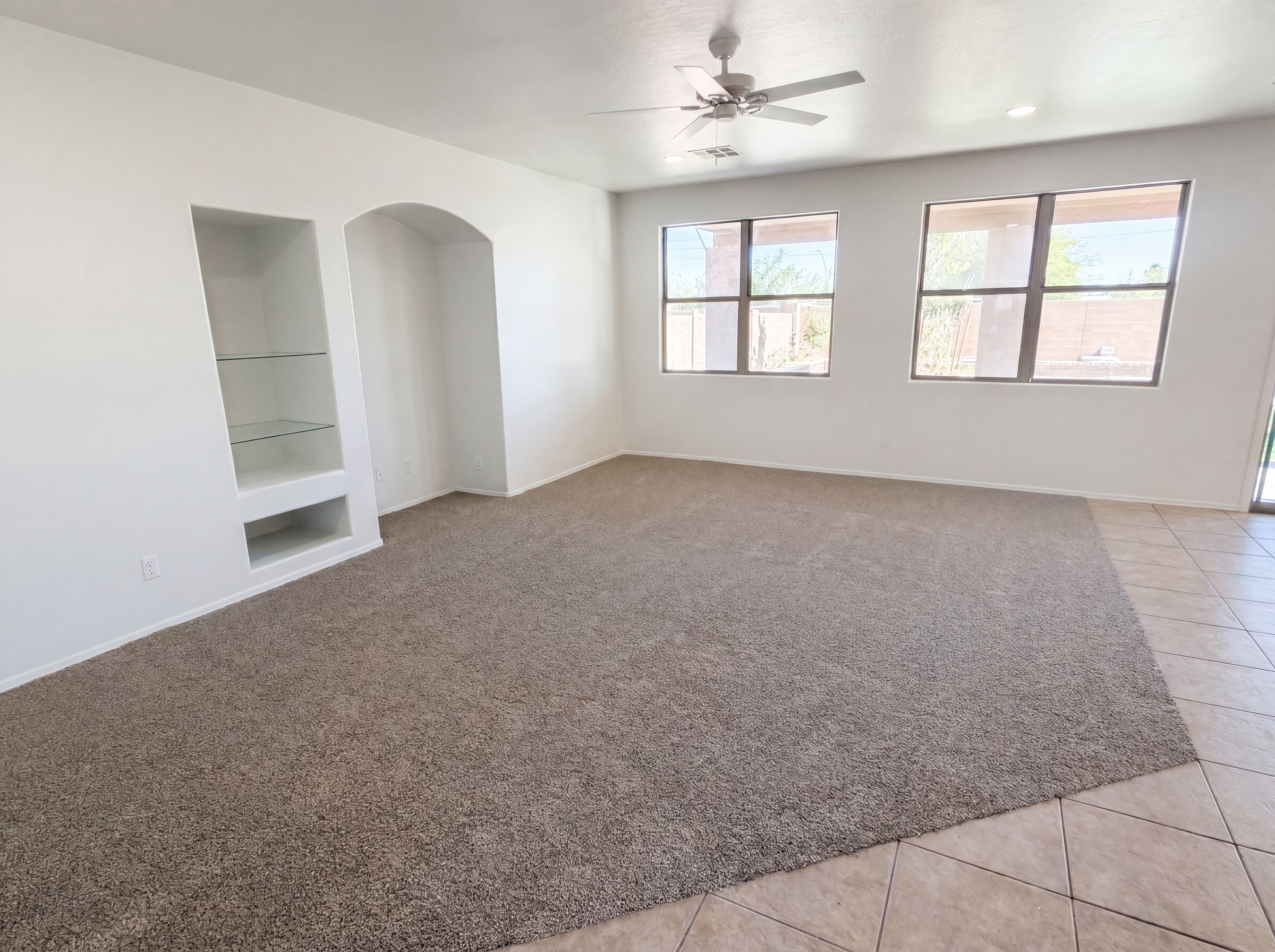 Photo 3 of 36 of 9029 W Yukon Dr, Peoria, AZ