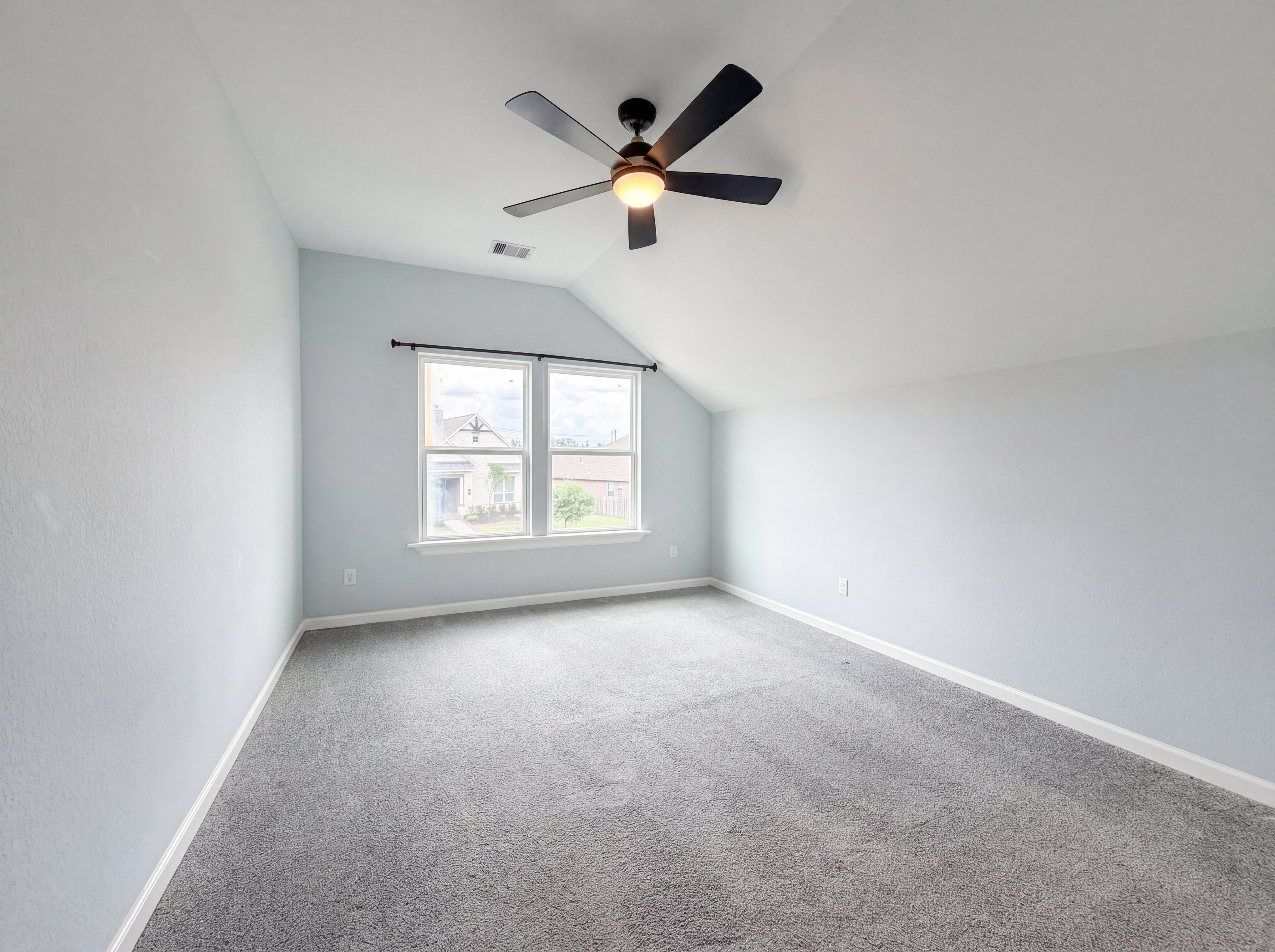 Photo 19 of 24 of 40406 Mostyn Dr, Magnolia, TX