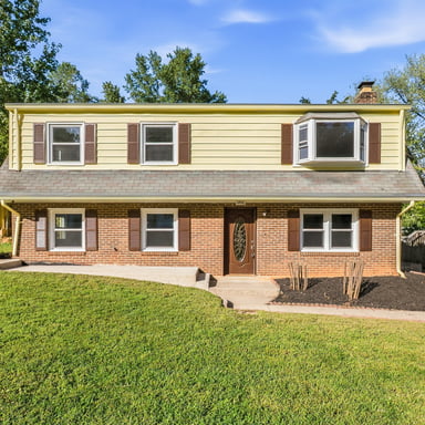 Property photo 1 of 4916 Longhorn Dr