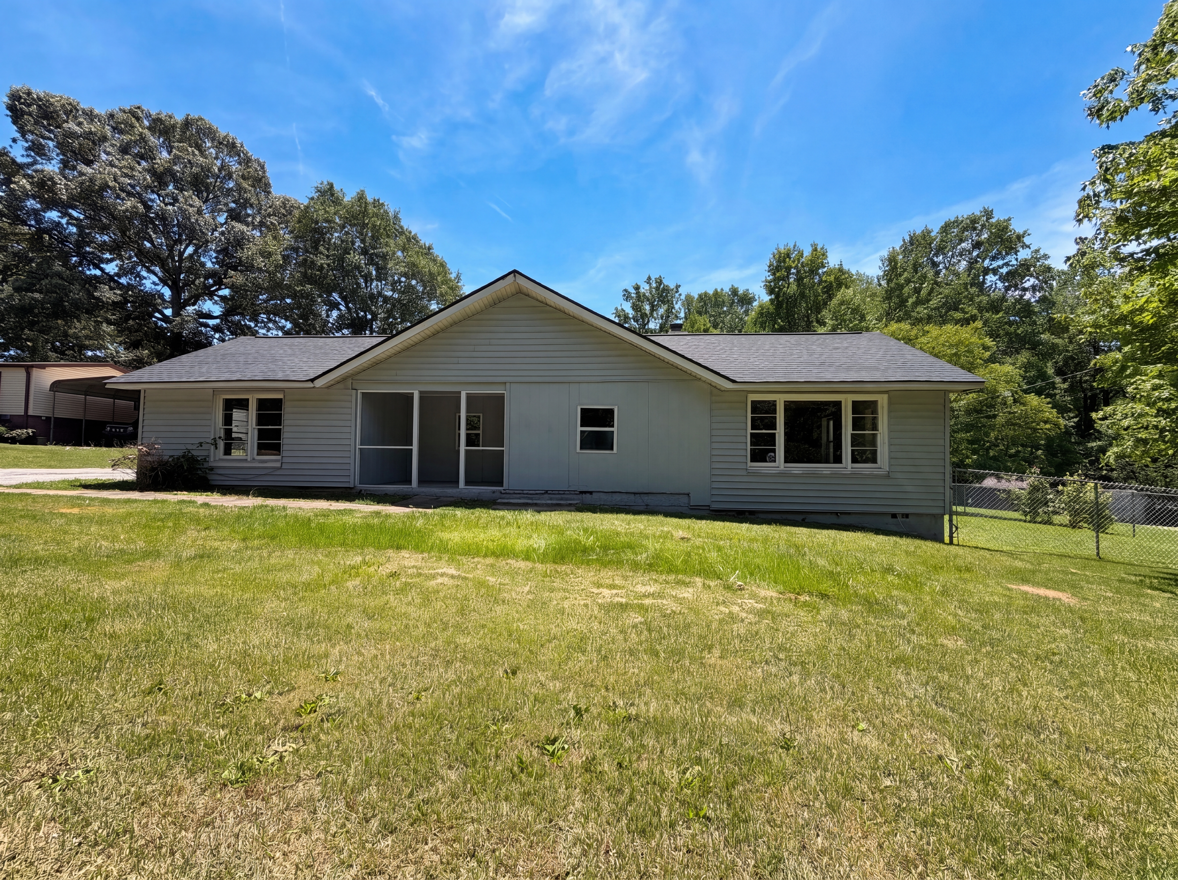 Photo 5 of 20 of 237 Geddis Rd, Inman, SC