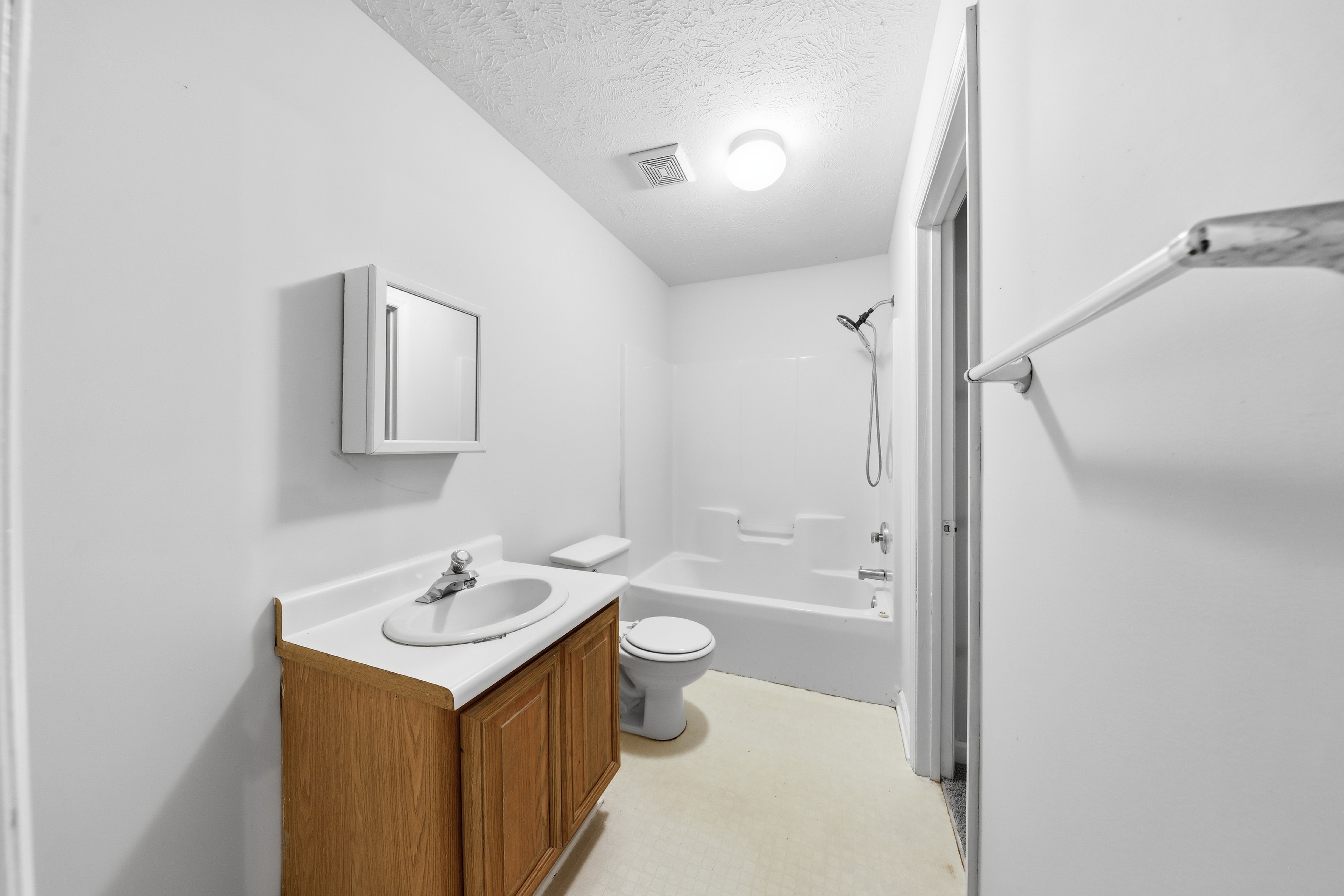 Photo 33 of 39 of 208 Foxdale Ct, Lagrange, GA