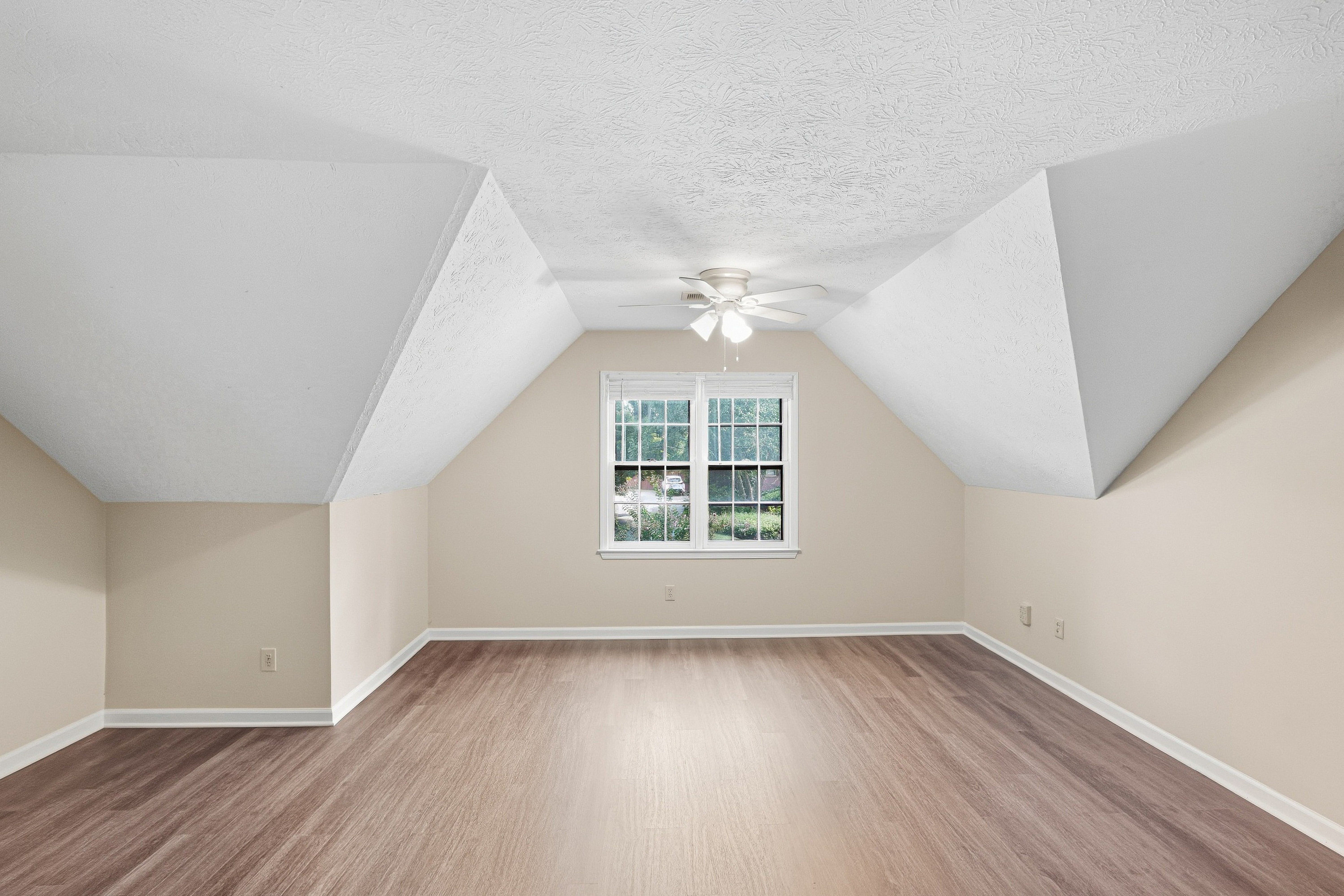 Photo 27 of 54 of 2360 Kimbrough Ct, Sandy Springs, GA