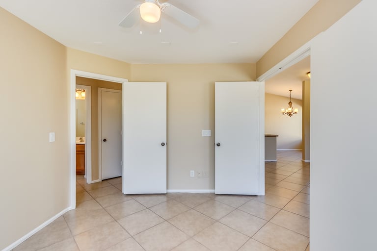 Photo 12 of 28 - 534 E Jeanne Ln, San Tan Valley, AZ 85140