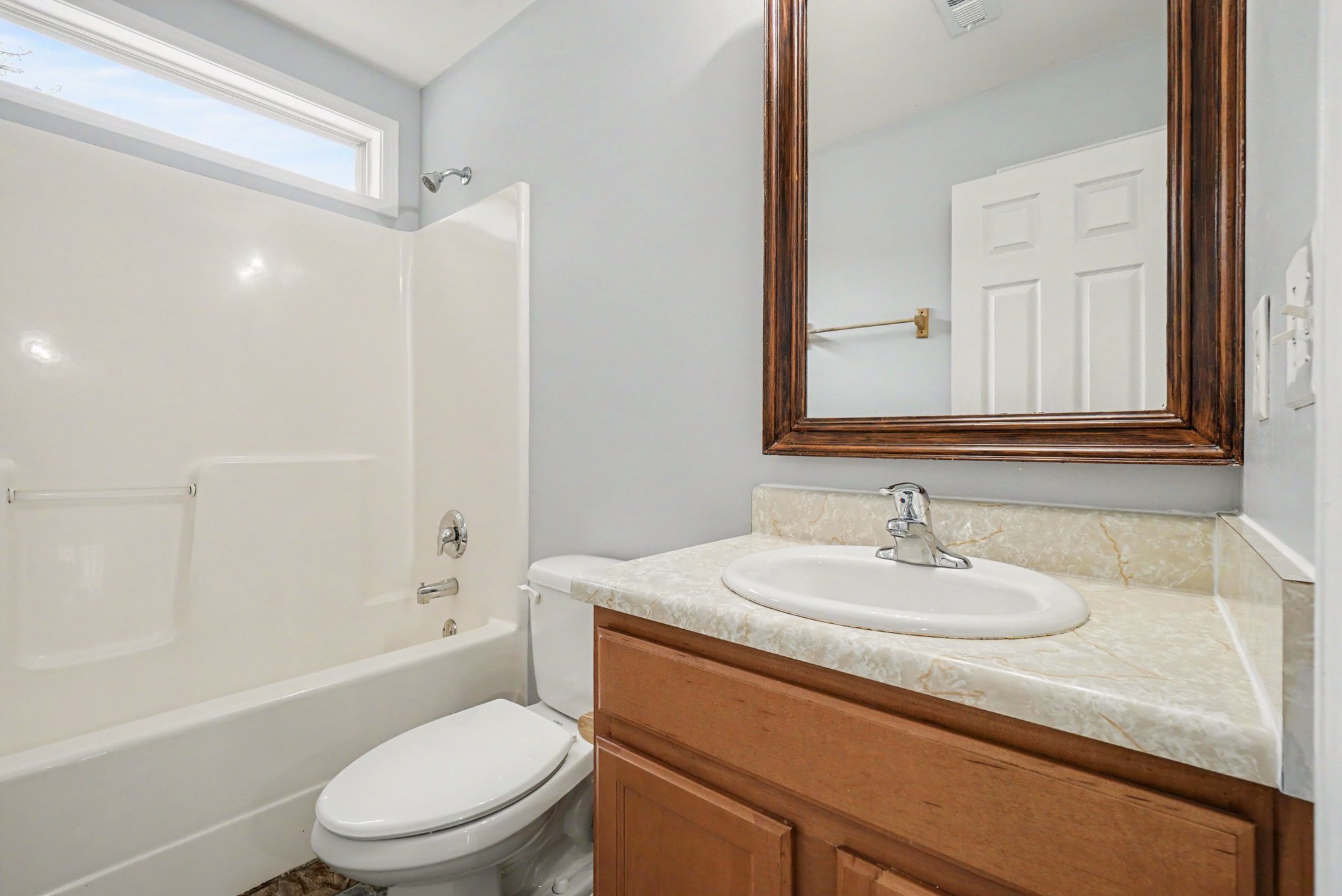 Photo 9 of 17 of 202 W Marietta St, Canton, GA