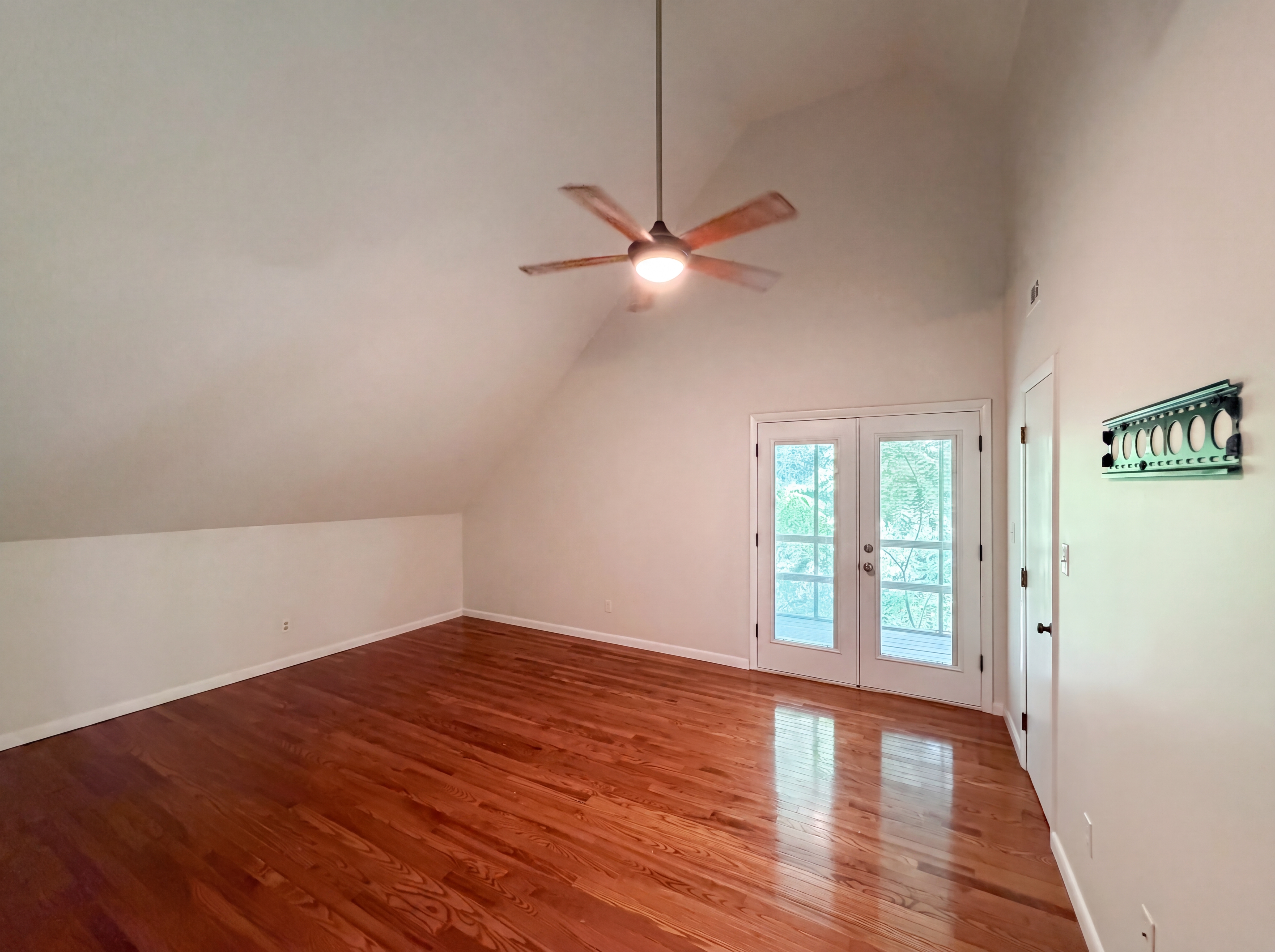 Photo 8 of 18 of 916 Quail Ave, Wake Forest, NC
