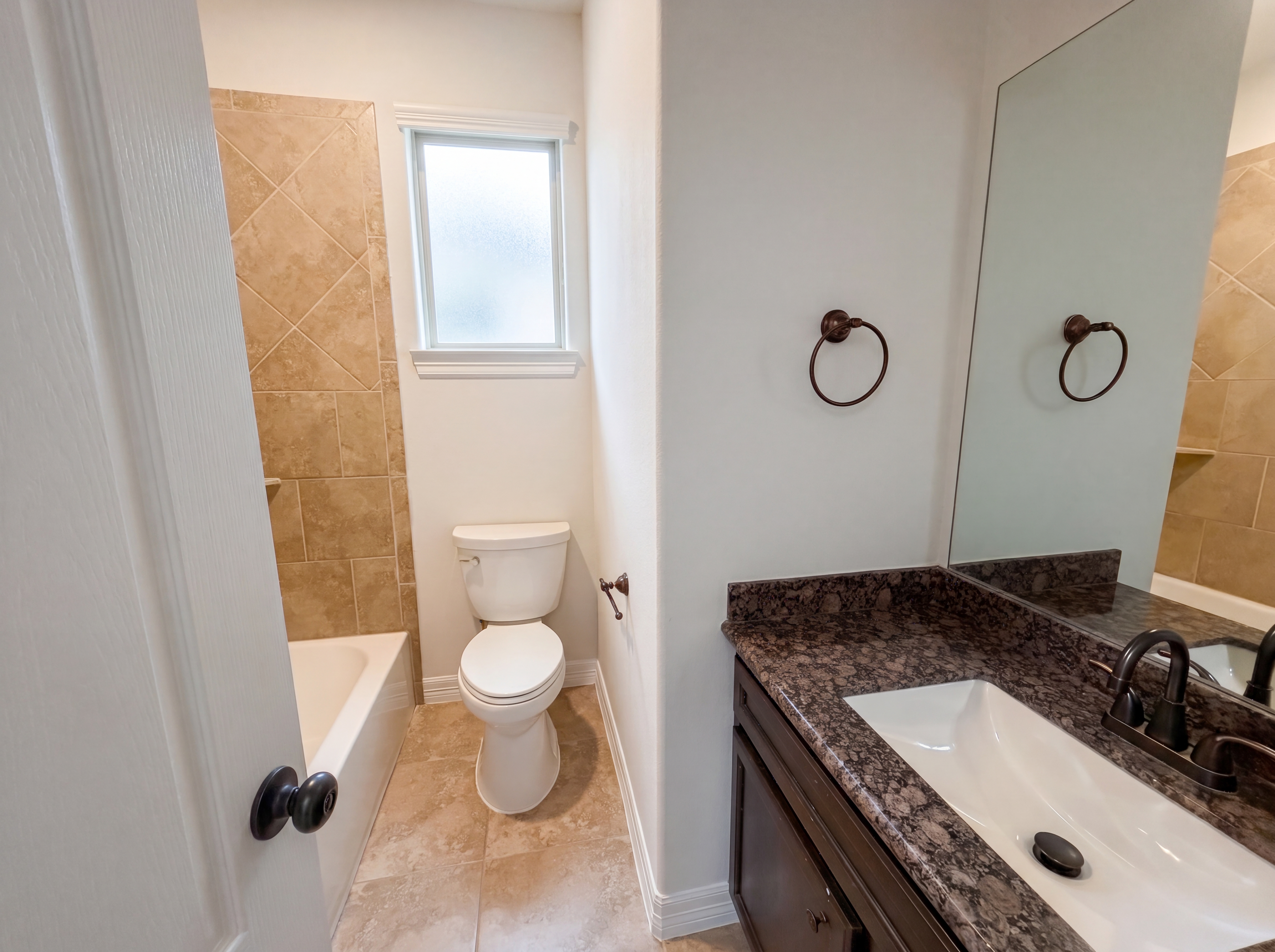 Photo 16 of 19 of 4516 White Rock St, Houston, TX