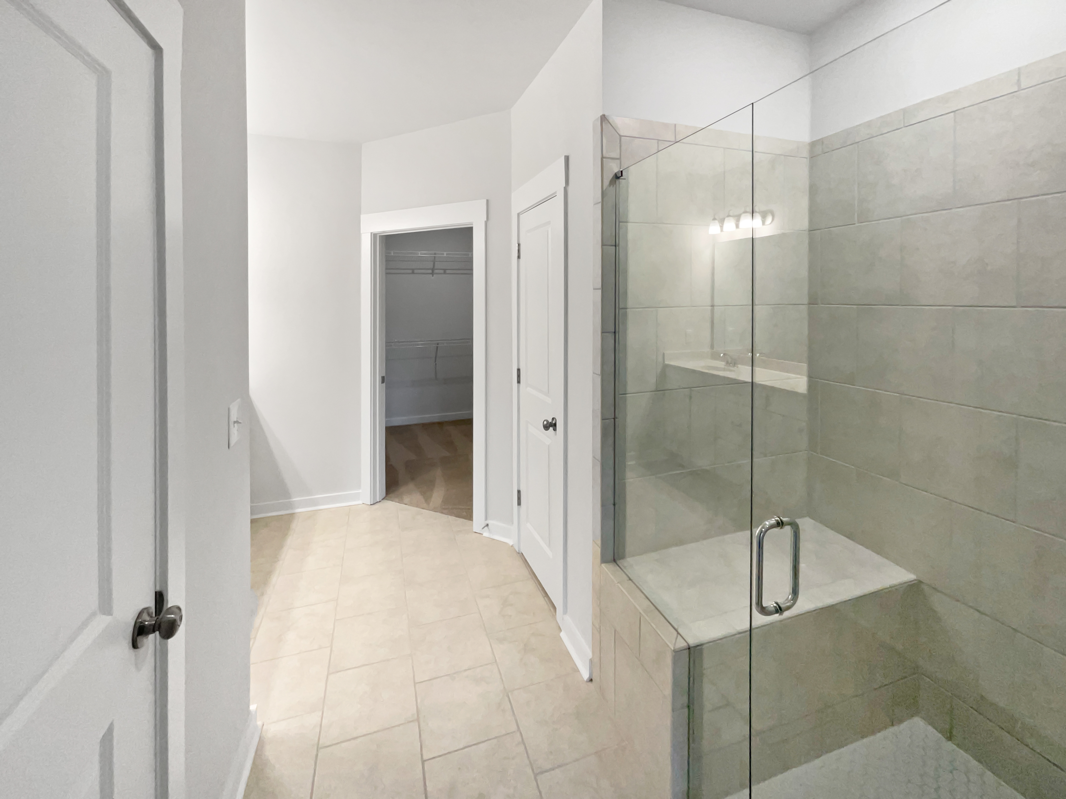 Photo 15 of 22 of 2976 Rambler Dr, Loganville, GA