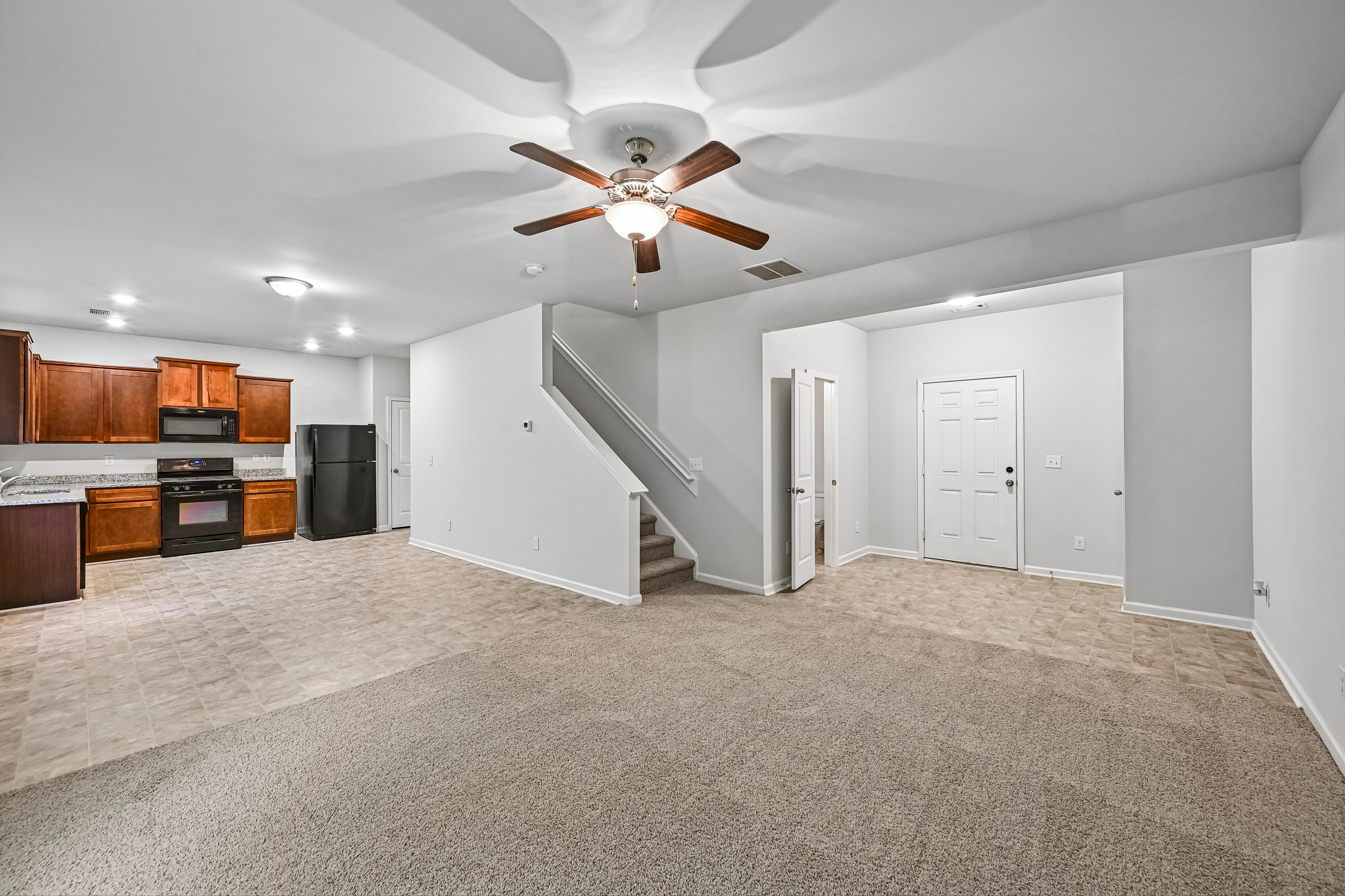 Photo 15 of 34 of 203 Scotland Dr, Dallas, GA