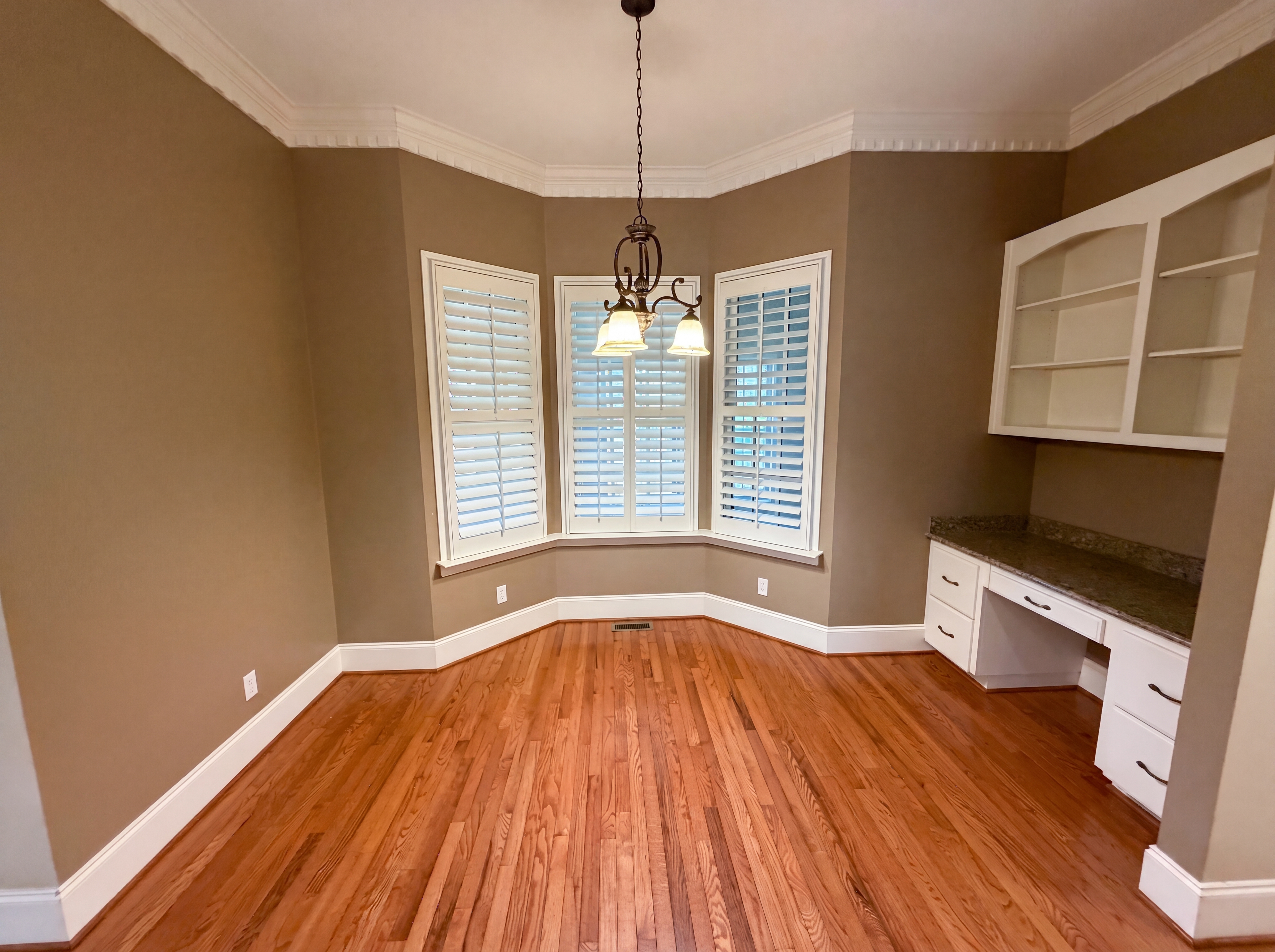 Photo 11 of 28 of 324 S Griffin Mill Ct, Spartanburg, SC