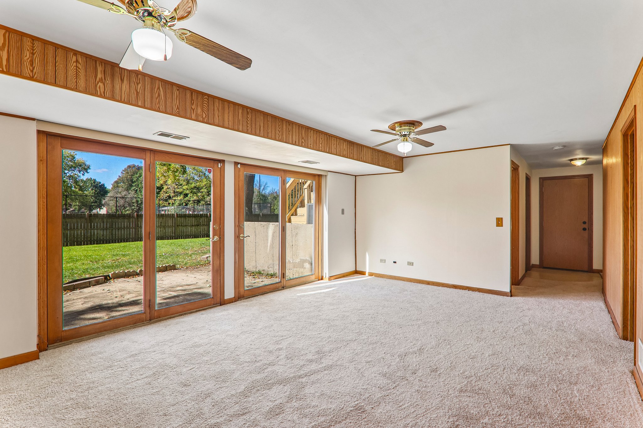 Photo 22 of 30 of 4532 Black Partridge Ln, Lisle, IL