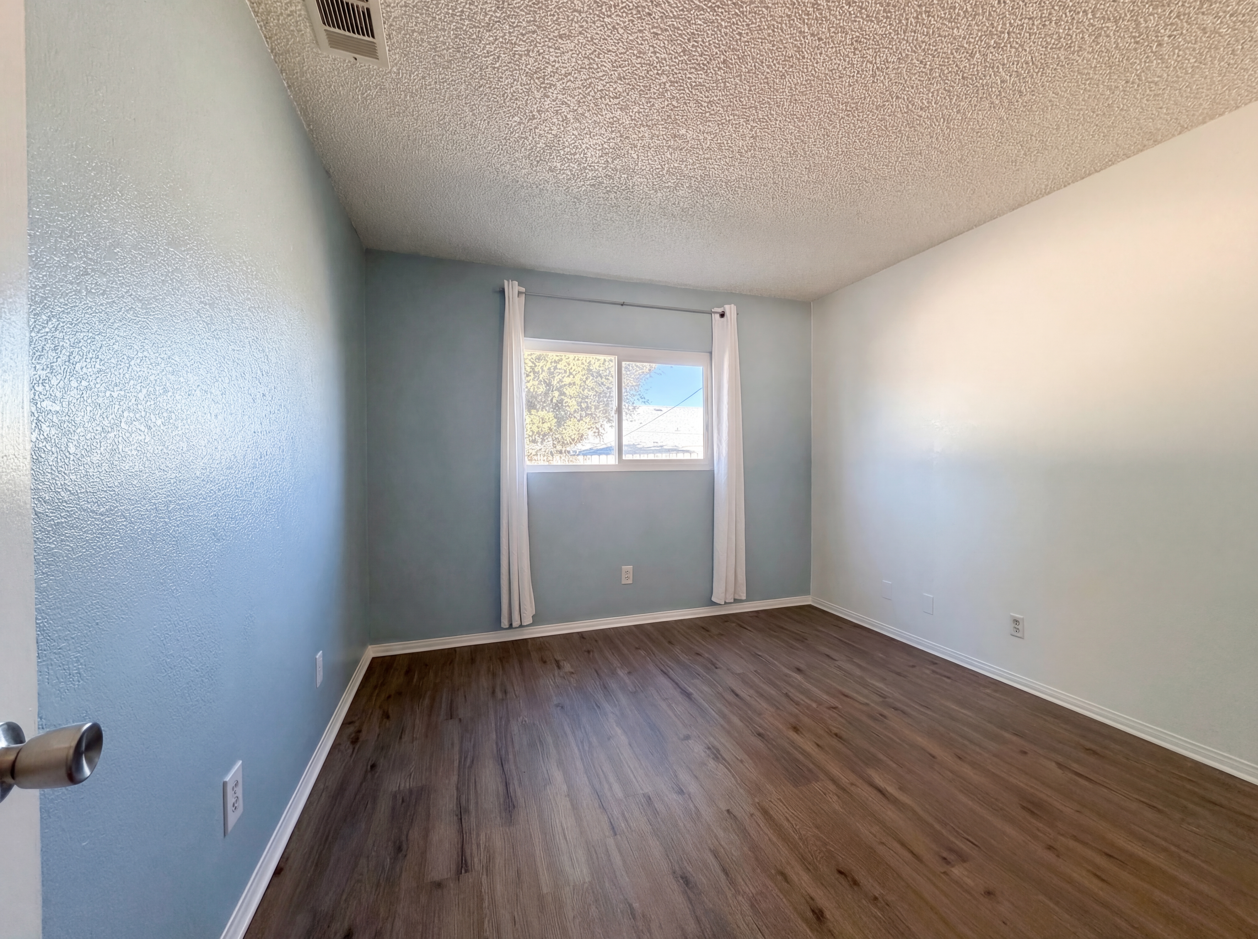 Photo 16 of 21 of 14719 Sandy Ridge Rd, Lake Hughes, CA