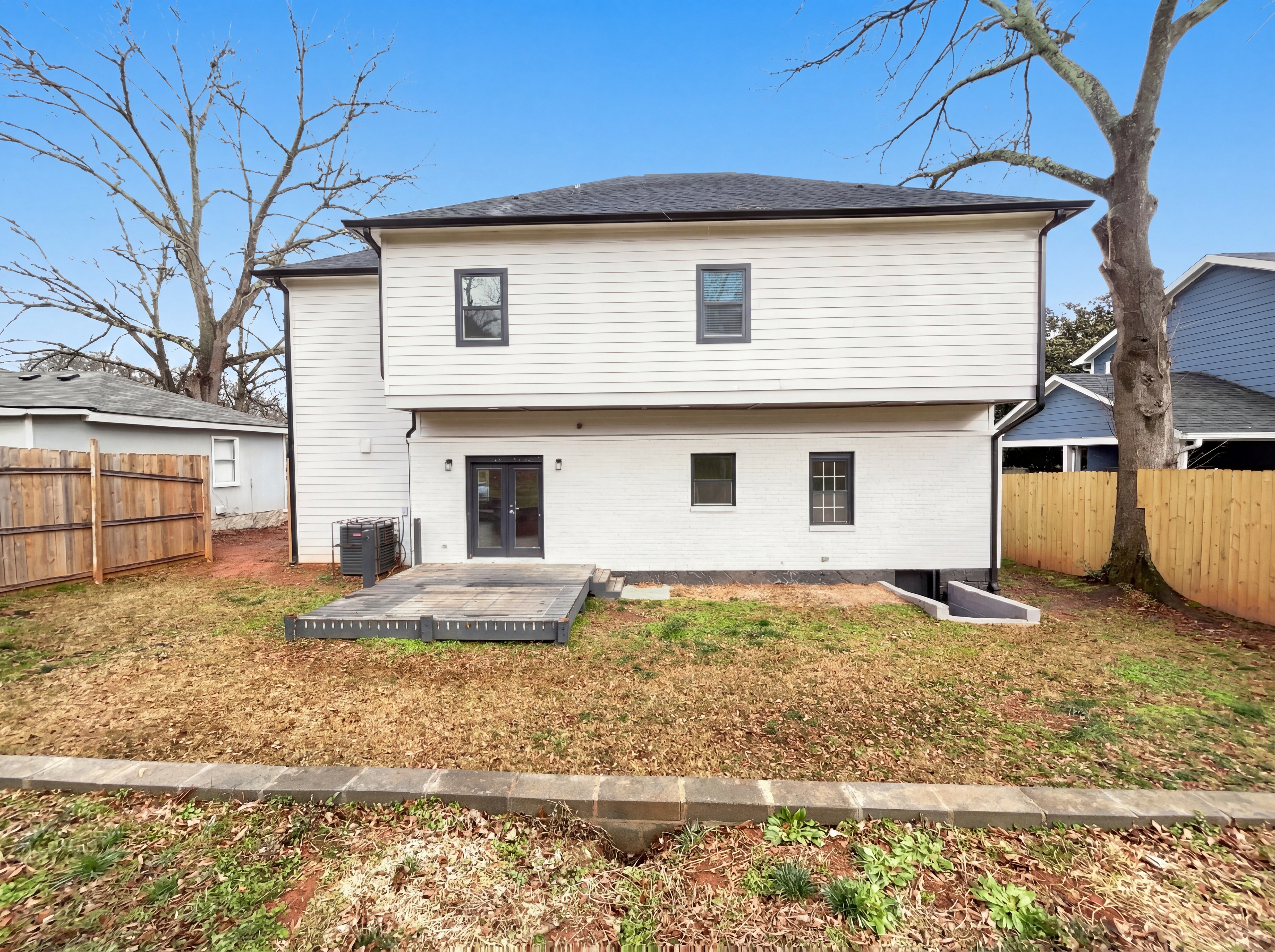 Photo 5 of 29 of 1955 Meadow Ln, Decatur, GA