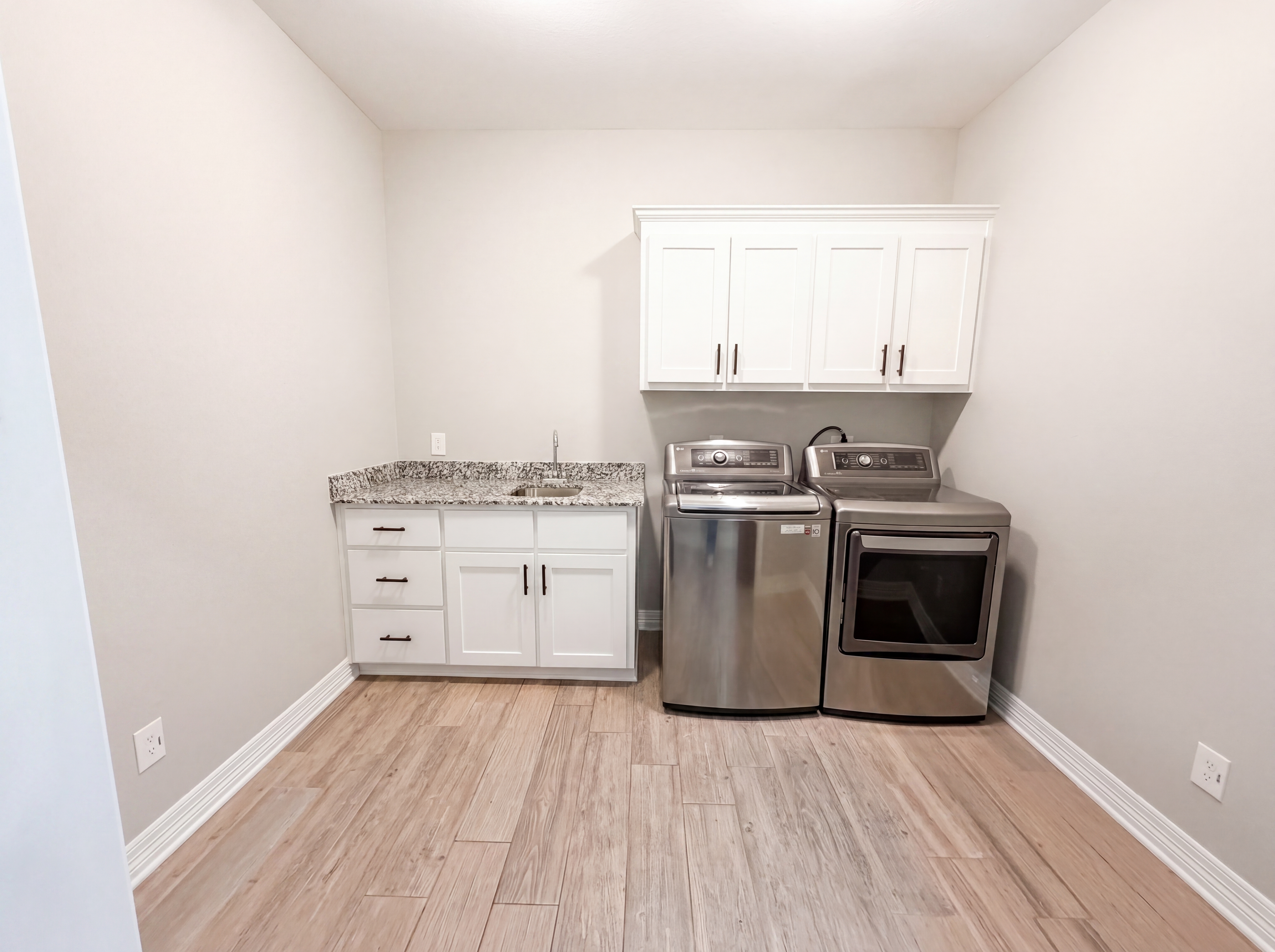 Photo 15 of 21 of 6112 Wye Oak Dr, Salado, TX
