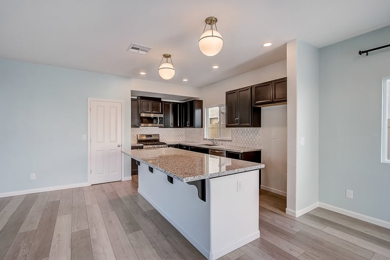 Photo 4 of 30 - 1321 Harvest Glen Way, Sacramento, CA 95834