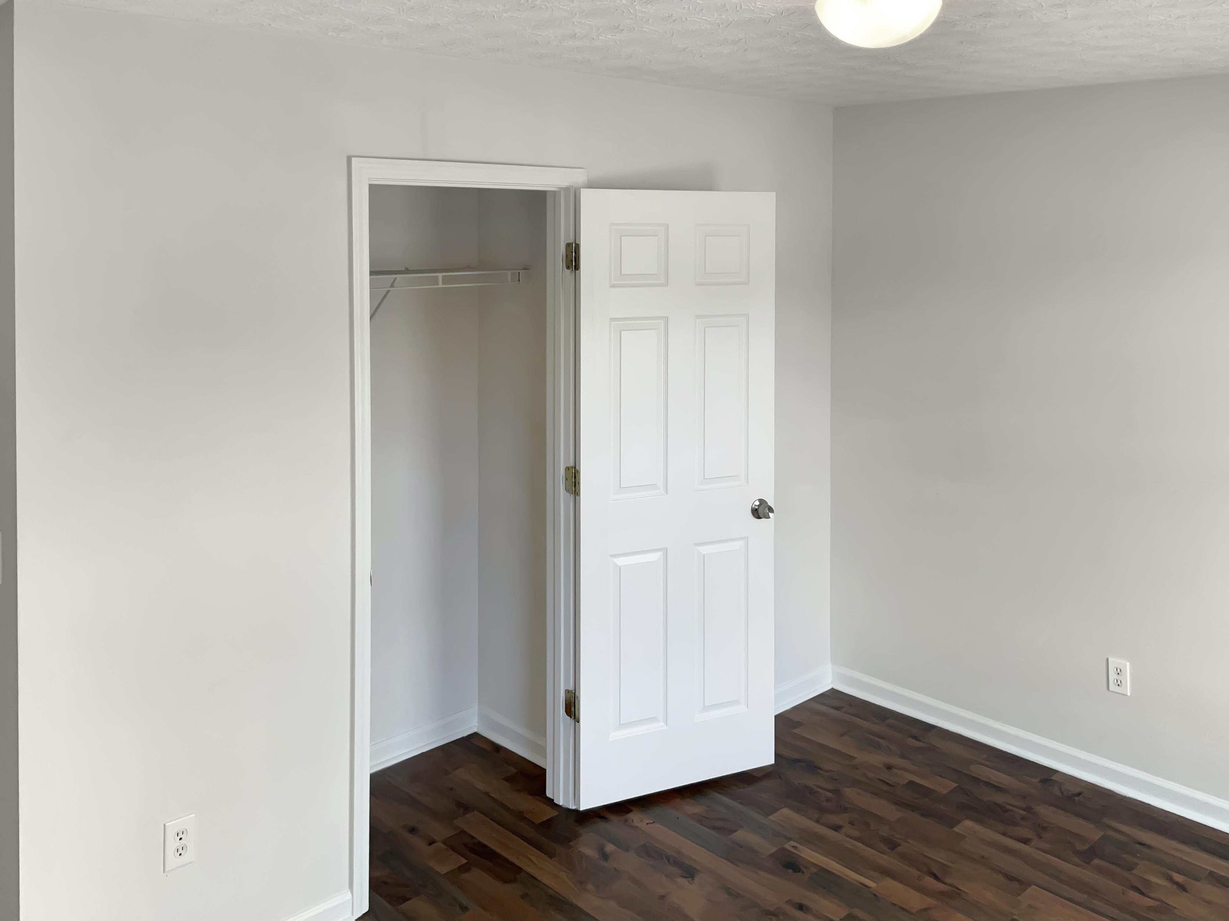 Photo 17 of 22 of 4890 Heritage Cir, Atlanta, GA
