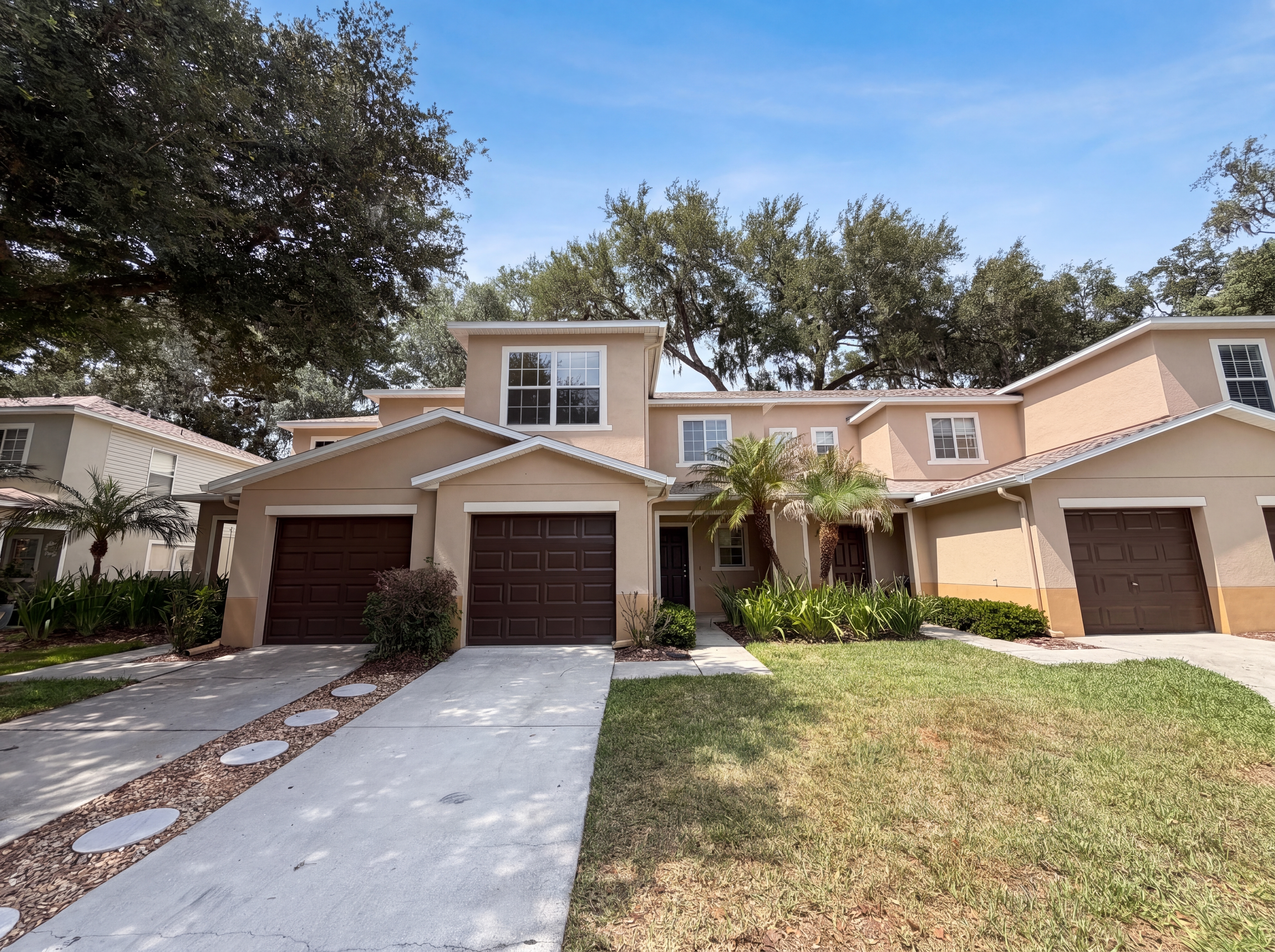 Photo 22 of 26 of 2972 Royal Tuscan Ln, Valrico, FL