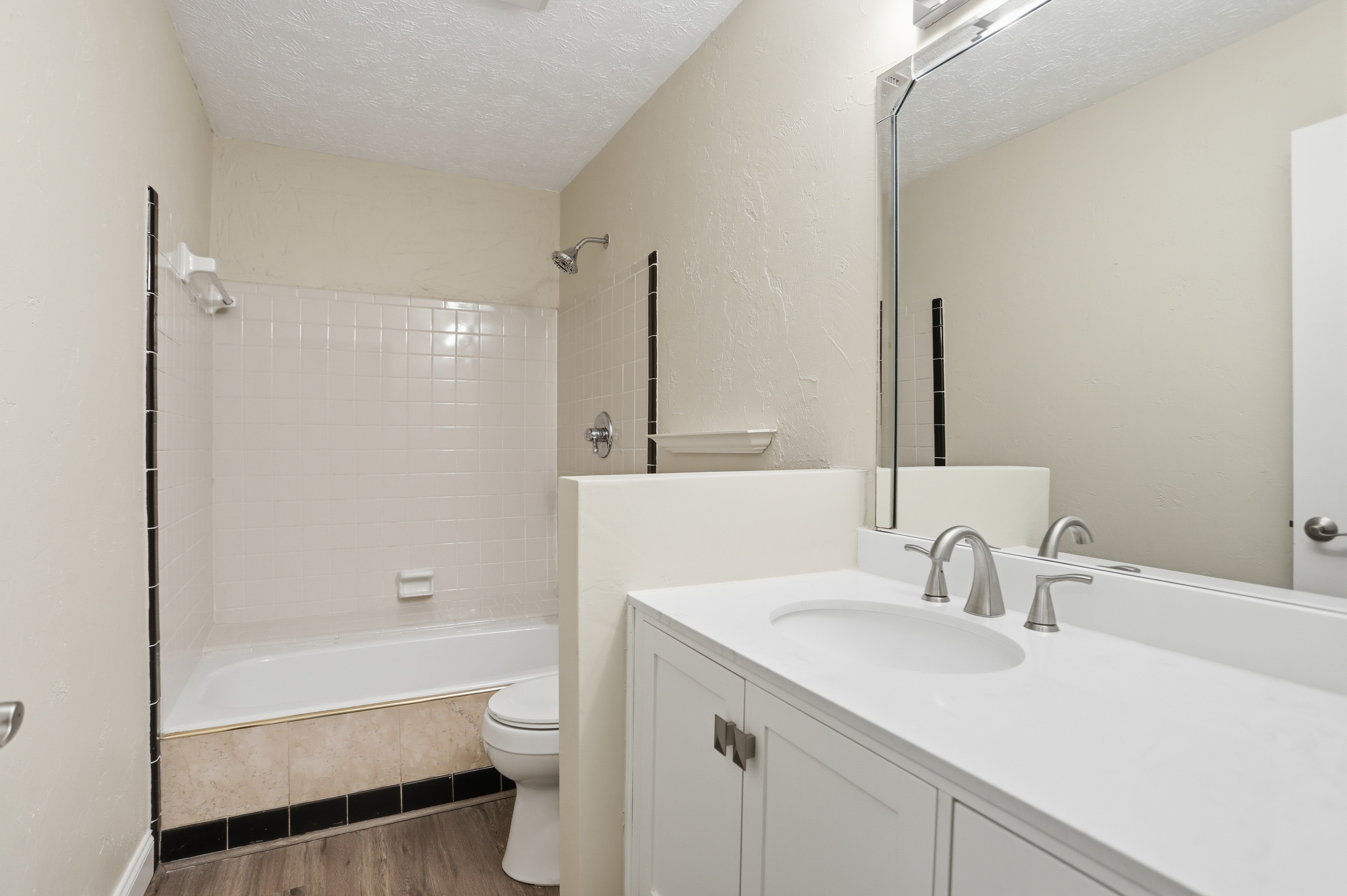 Photo 6 of 37 of 1485 Barrier Rd, Marietta, GA