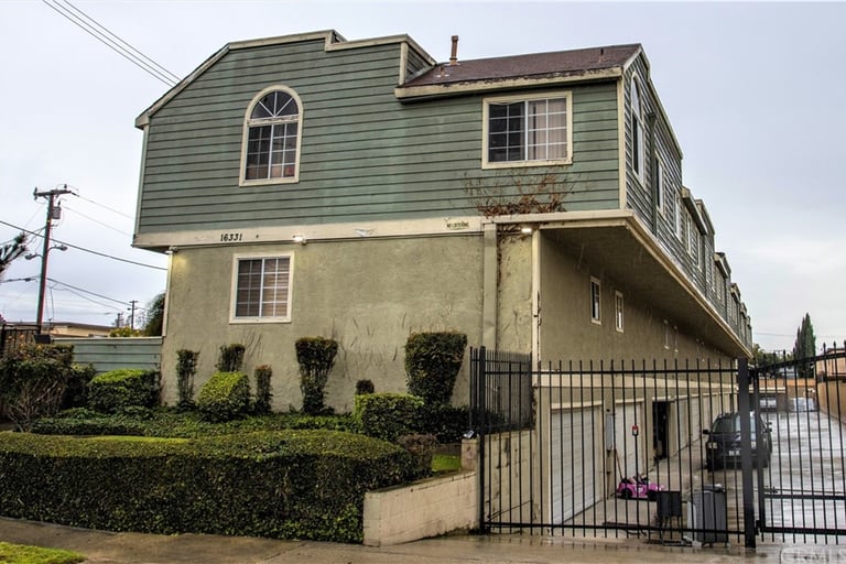 16331 Cornuta Ave, Bellflower, CA 90706 Opendoor