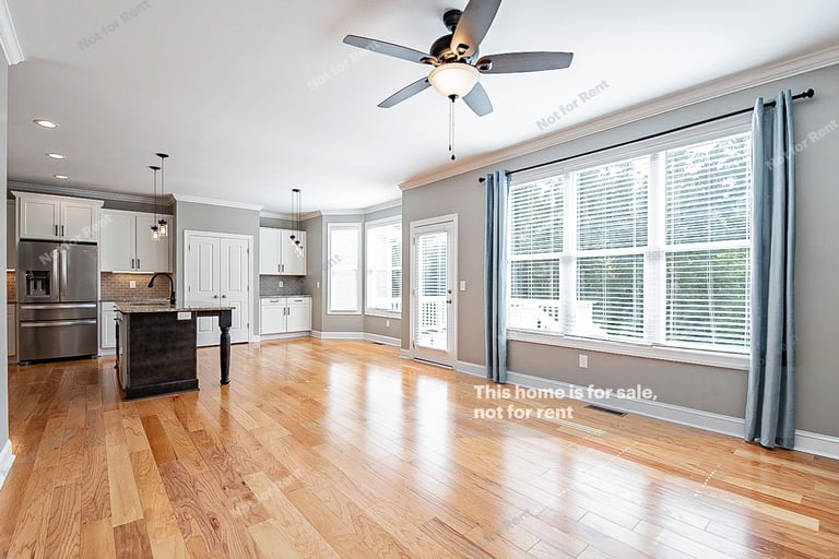 Photo 11 of 20 - 30 Grandwood Cir, Durham, NC 27712