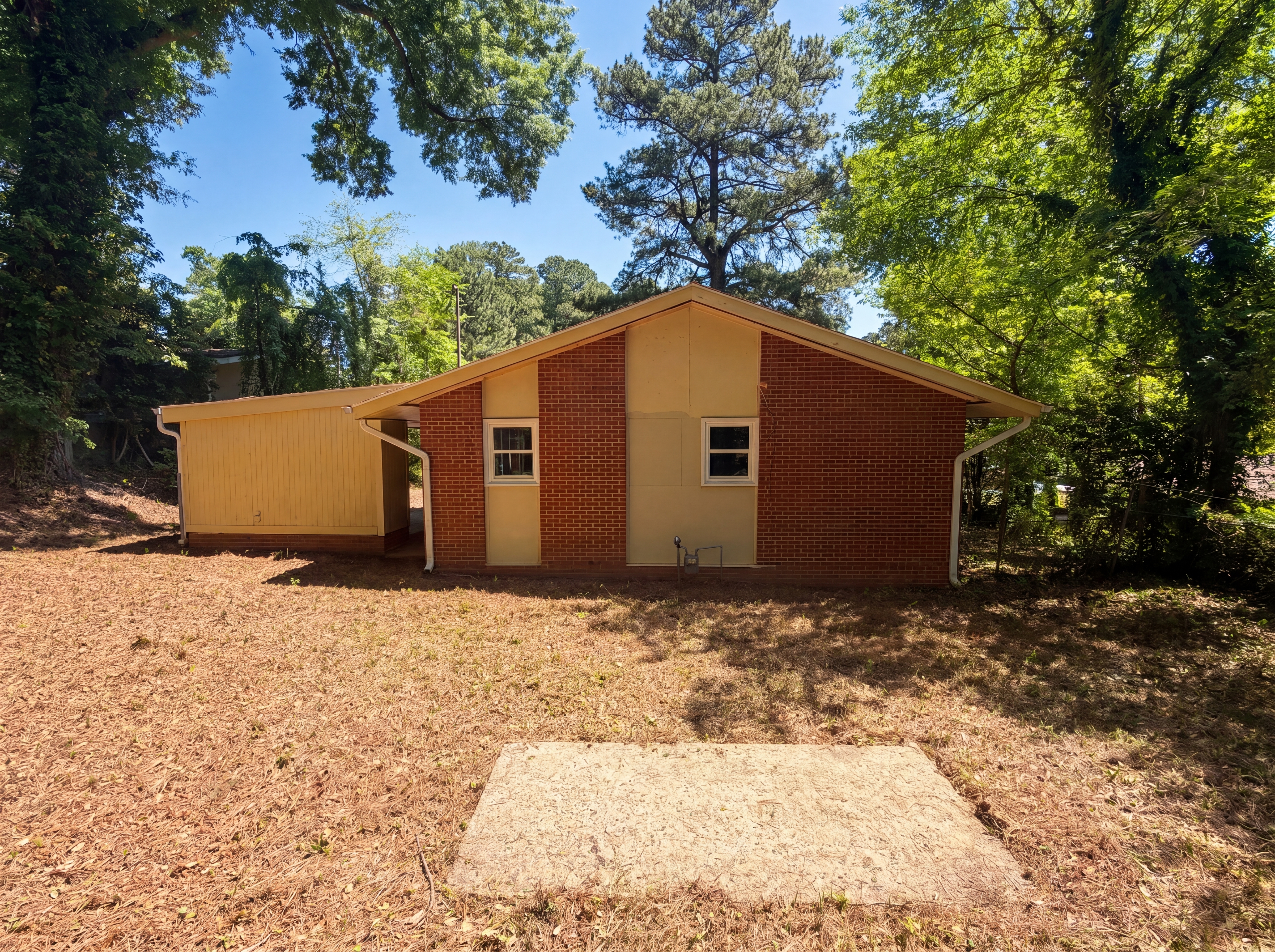 Photo 5 of 15 of 2405 N Duke St, Durham, NC