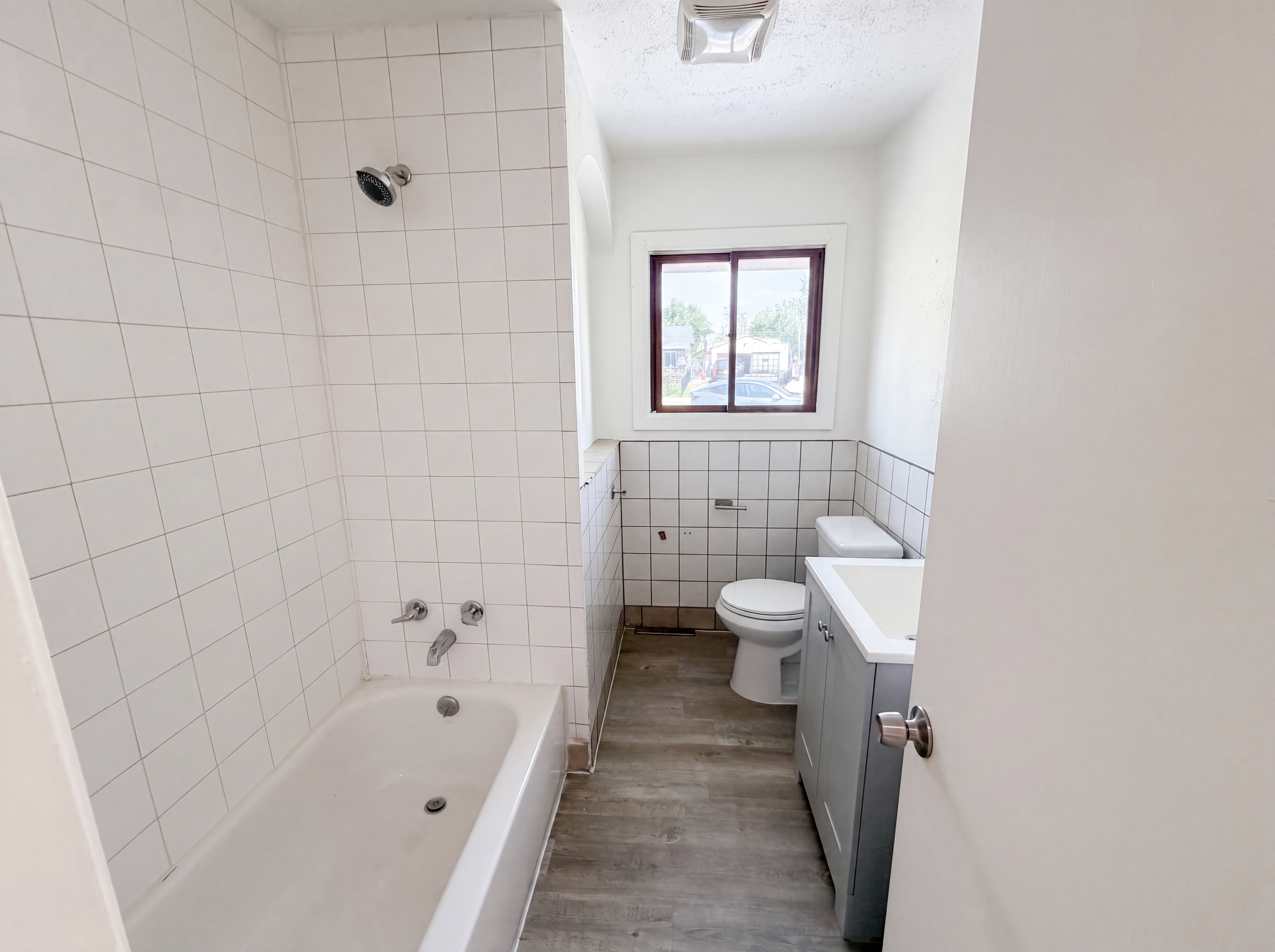 Photo 9 of 23 of 9190 Cypress Dr, Thornton, CO