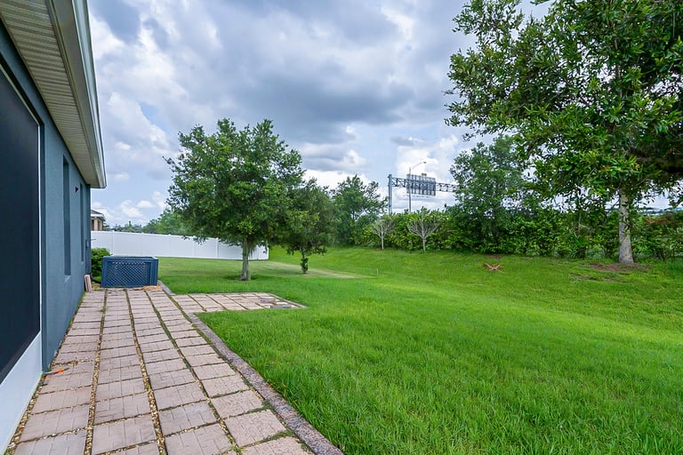 Photo 30 of 31 - 2349 Beacon Landing Cir, Orlando, FL 32824