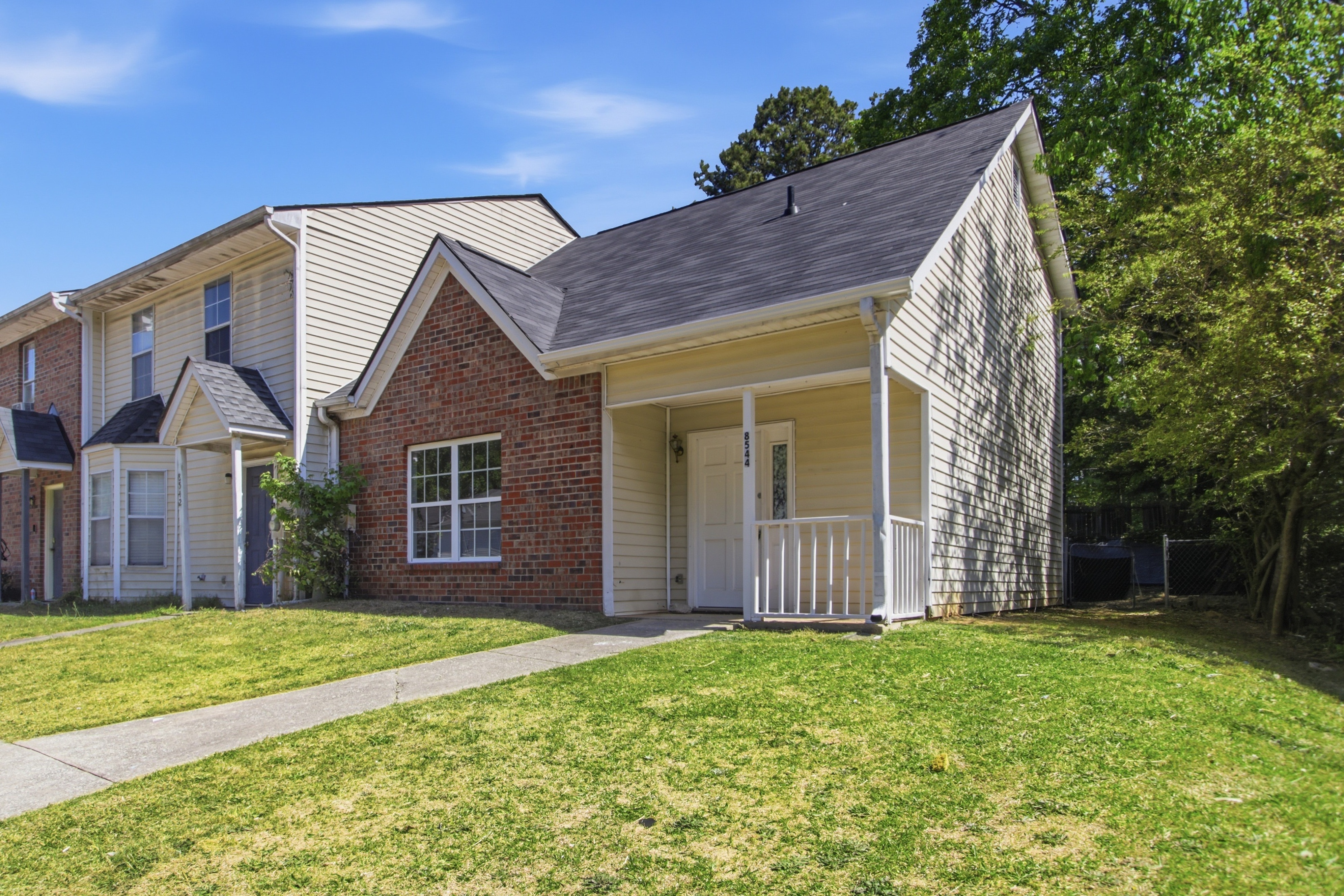 Photo 7 of 24 of 8544 Westchester Dr, Douglasville, GA