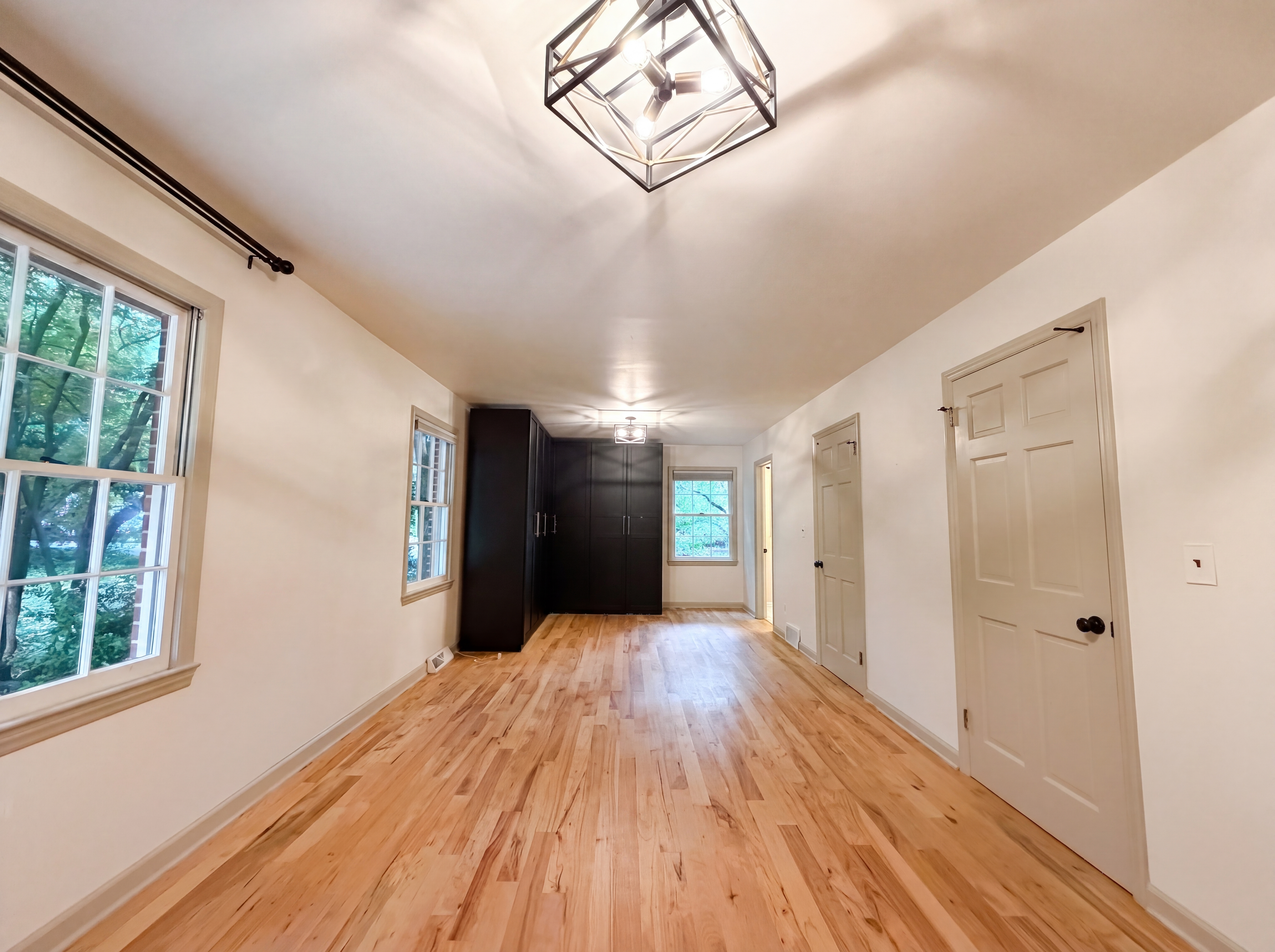 Photo 10 of 18 of 3010 Hope Valley Rd, Winston Salem, NC