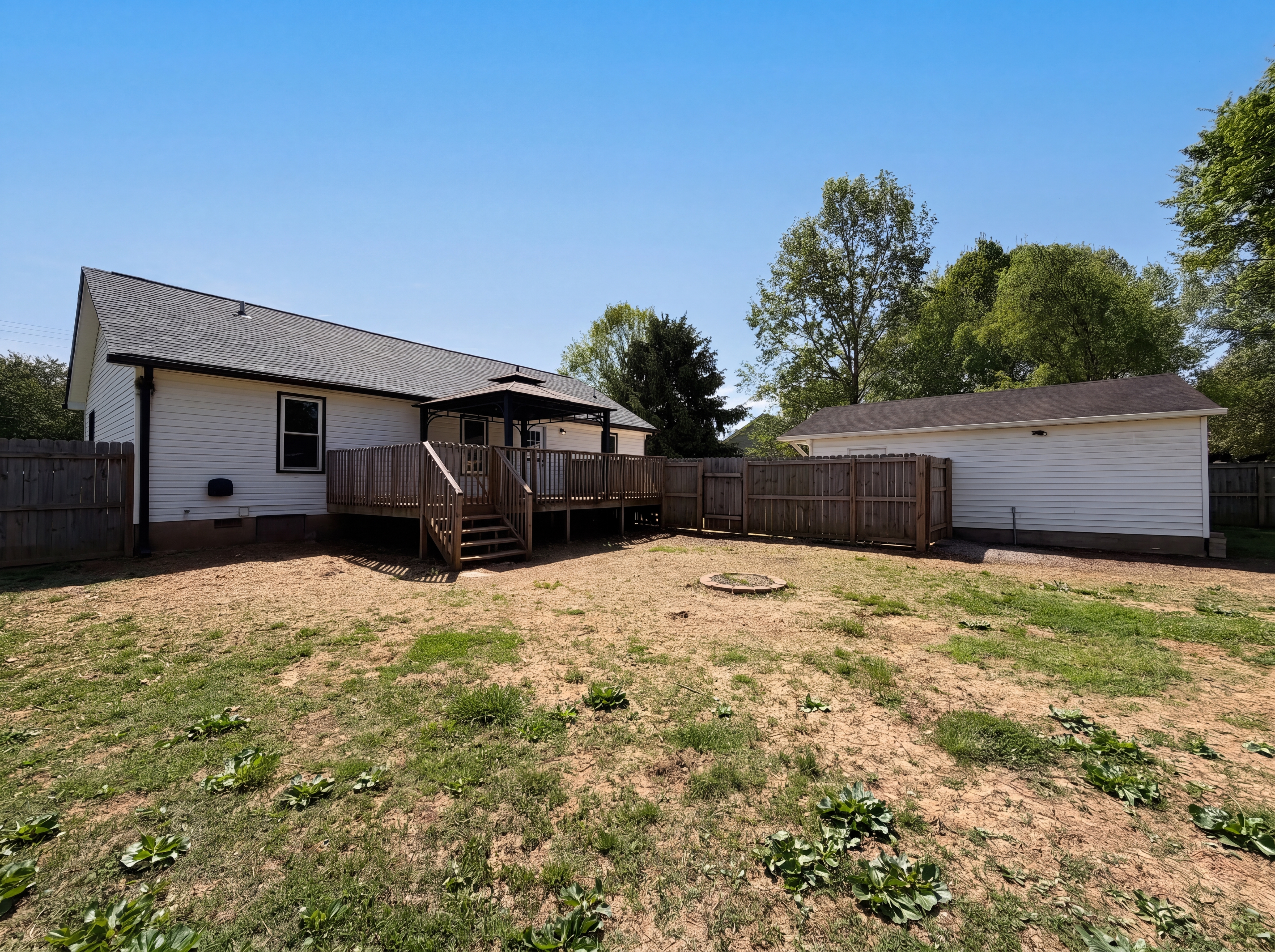 Photo 5 of 21 of 3849 Hearthstone Dr, Chapel Hill, TN