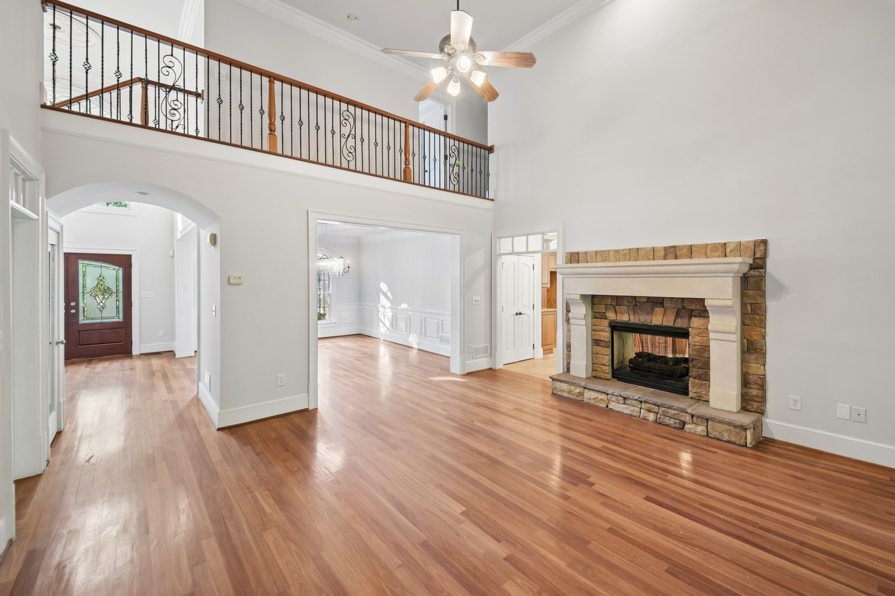 Photo 8 of 63 of 1038 Overlook Dr, Villa Rica, GA