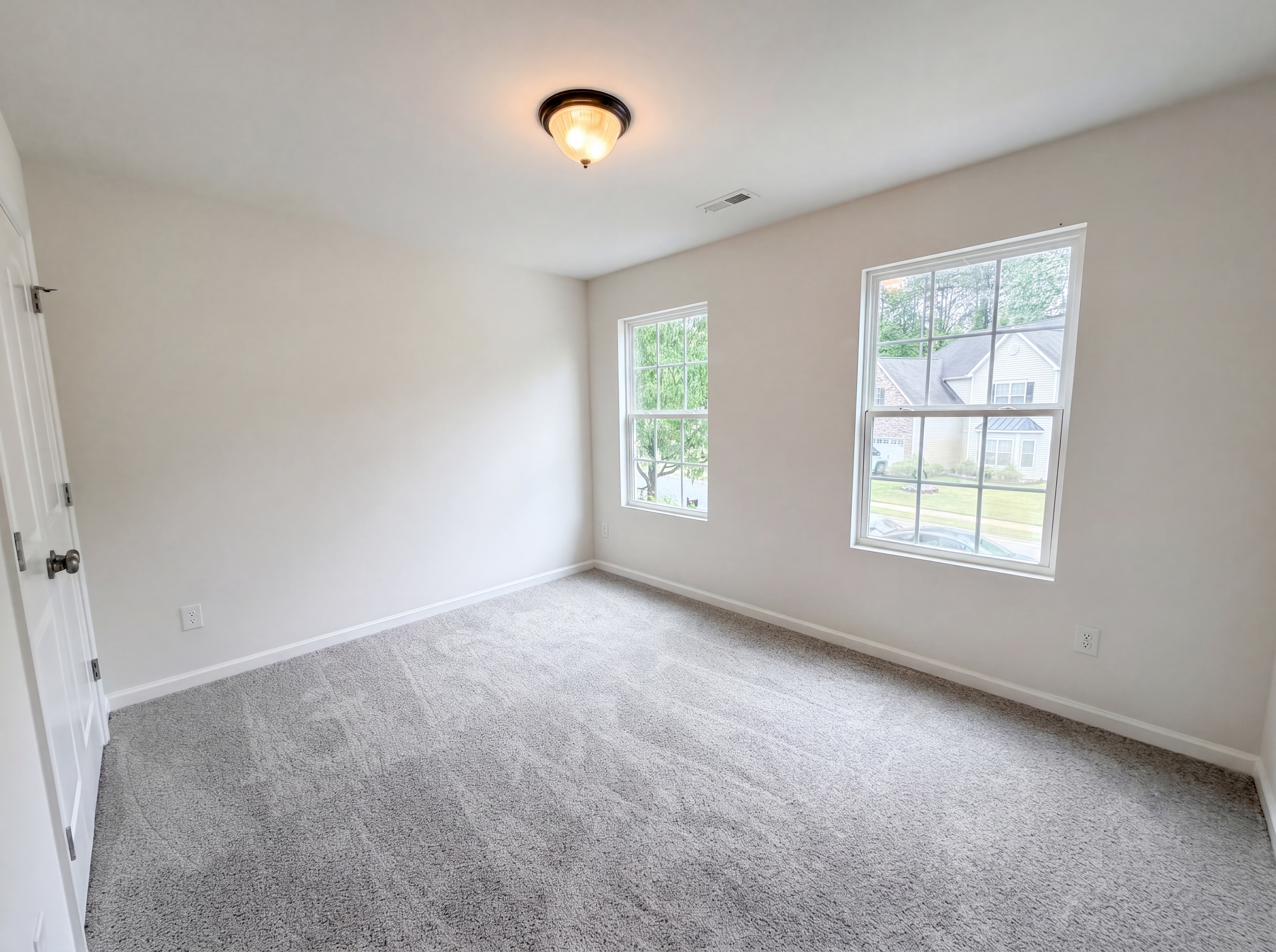 Photo 13 of 17 of 3207 Ringtail Ln, Charlotte, NC