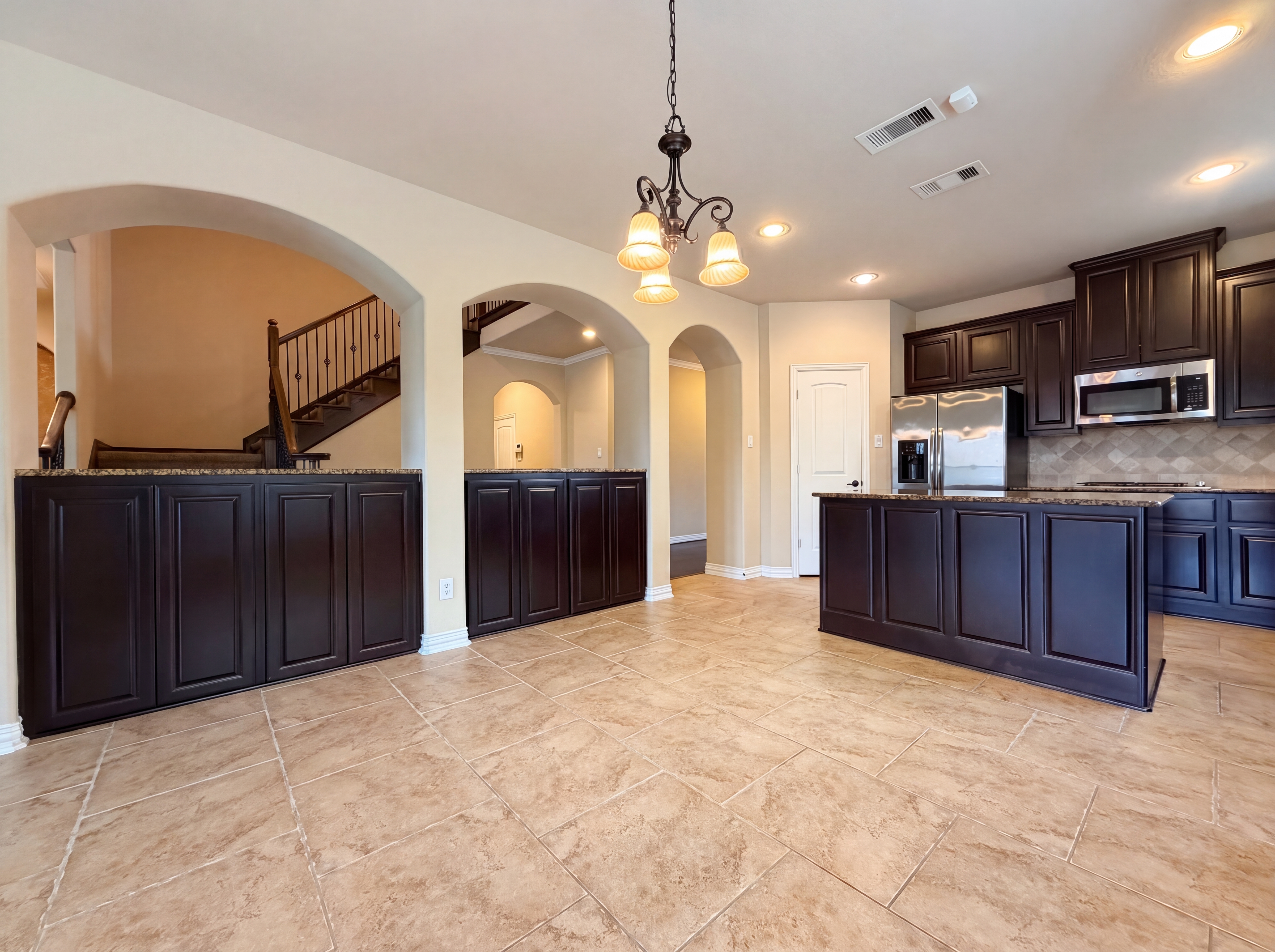 Photo 8 of 21 of 1036 Cedar Forest Dr, Conroe, TX