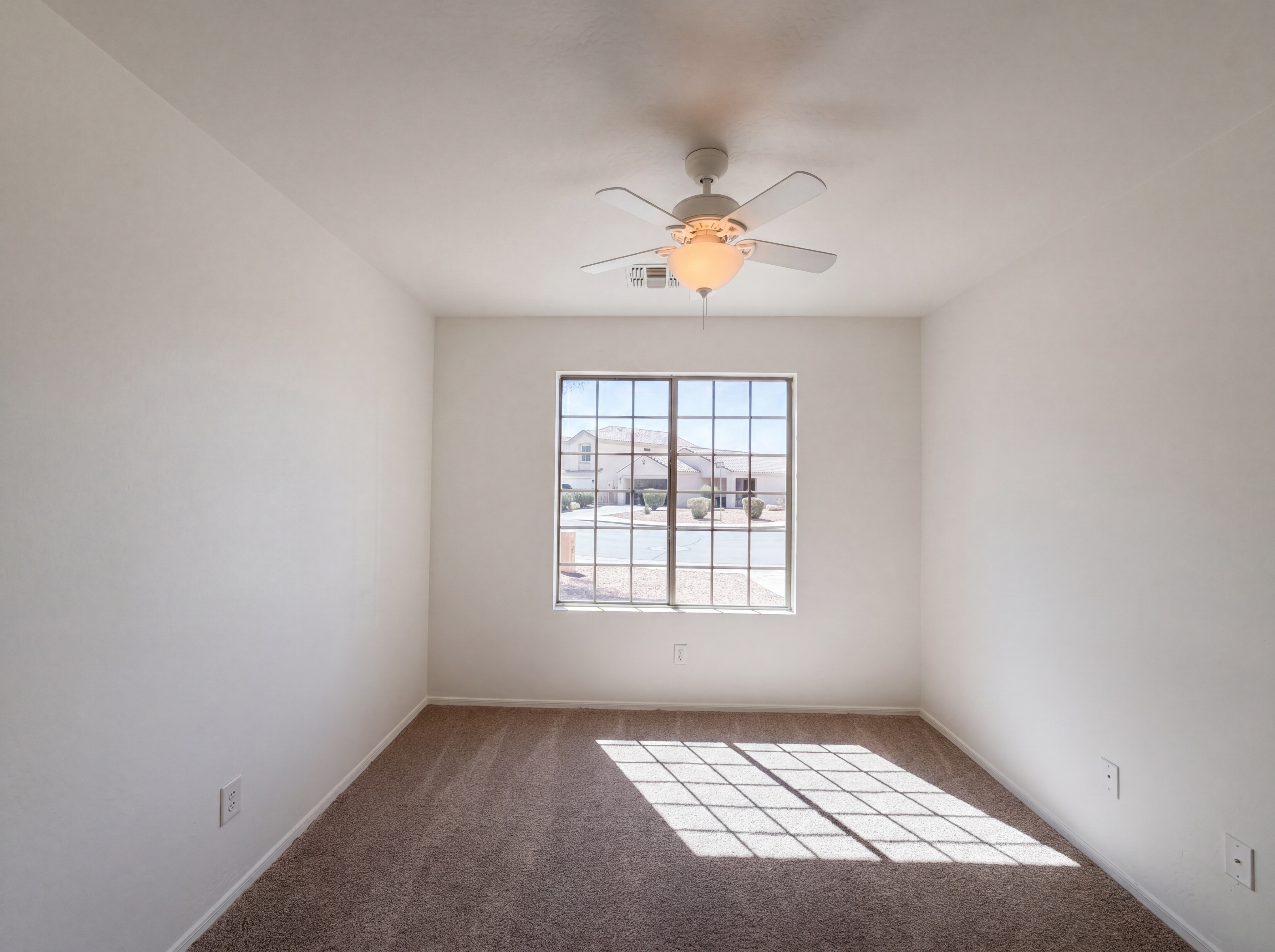 Photo 7 of 21 of 18856 N Comet Trl, Maricopa, AZ