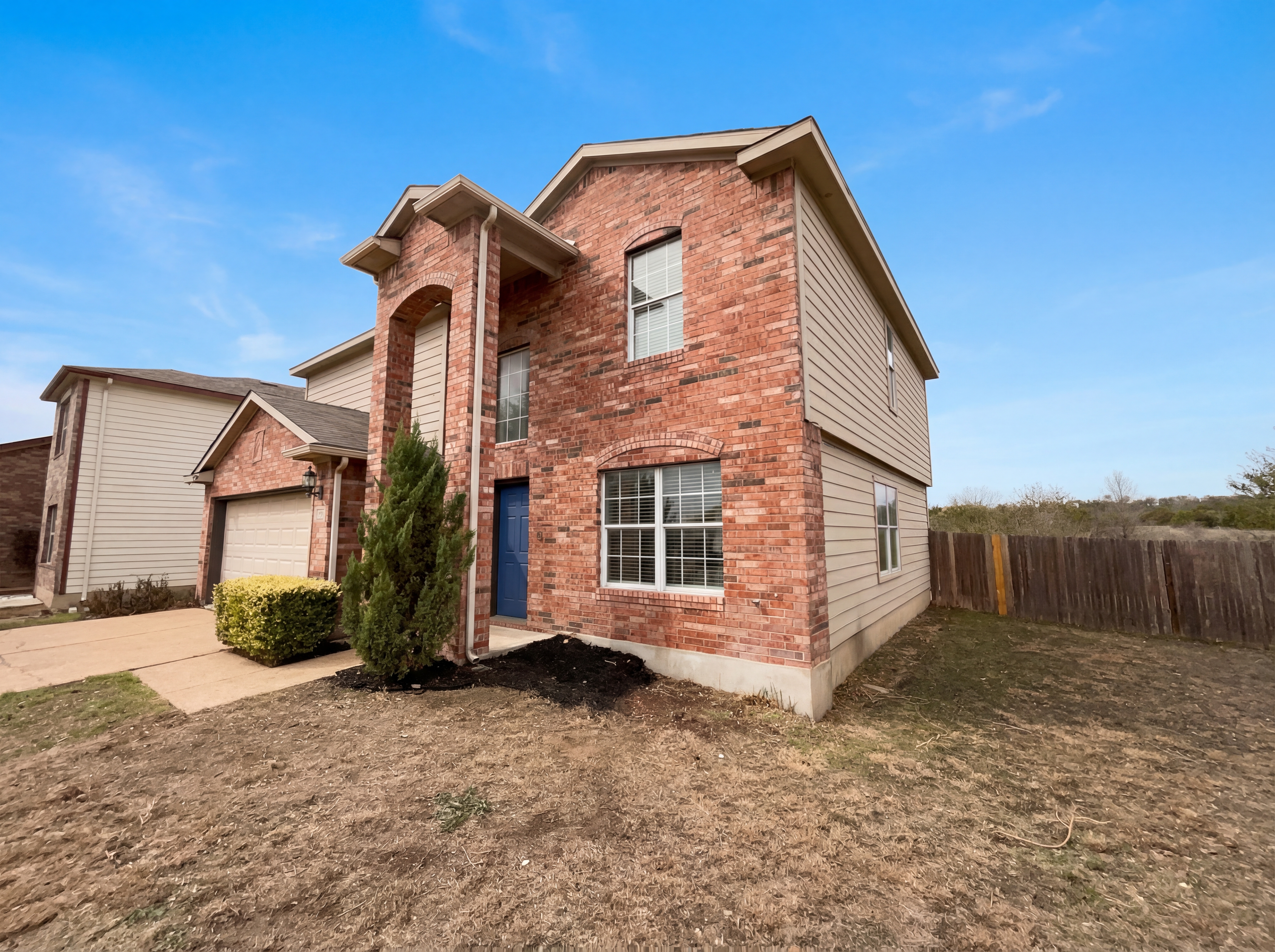Photo 8 of 37 of 965 Sweet Gum Dr, Kyle, TX