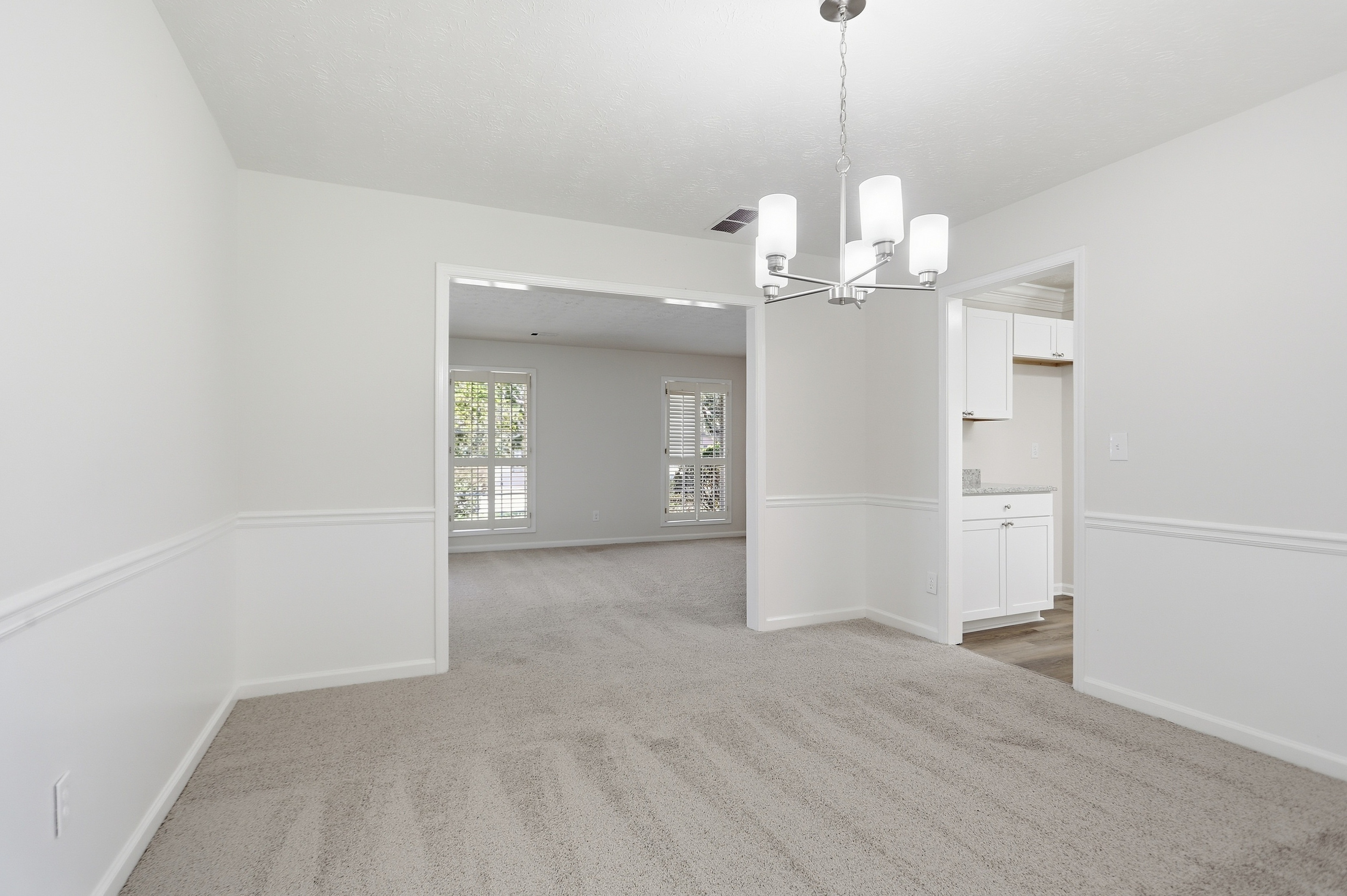 Photo 16 of 46 of 3205 Summit Place Dr, Loganville, GA