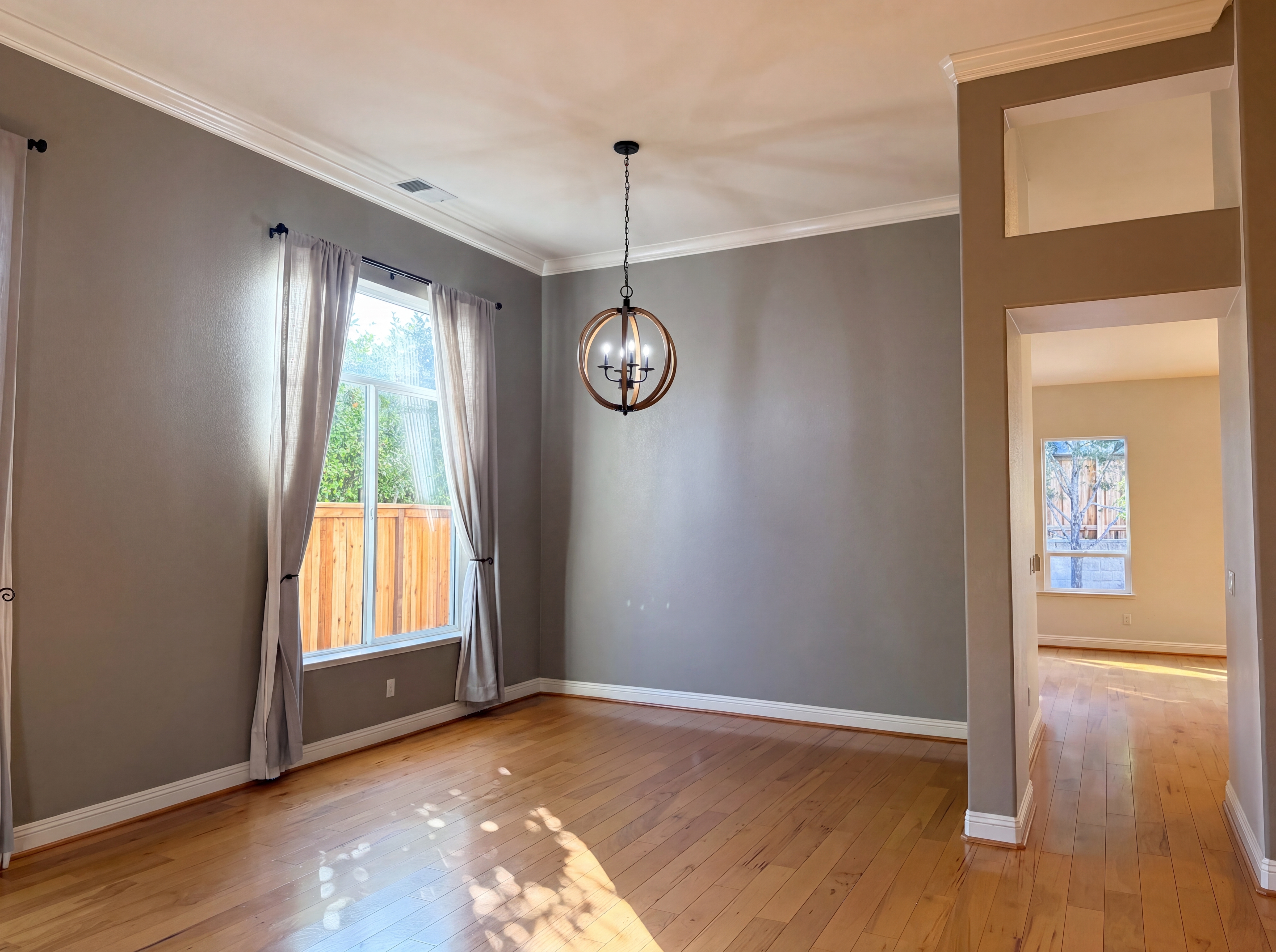 Photo 16 of 51 of 1401 Grey Owl Cir, Roseville, CA