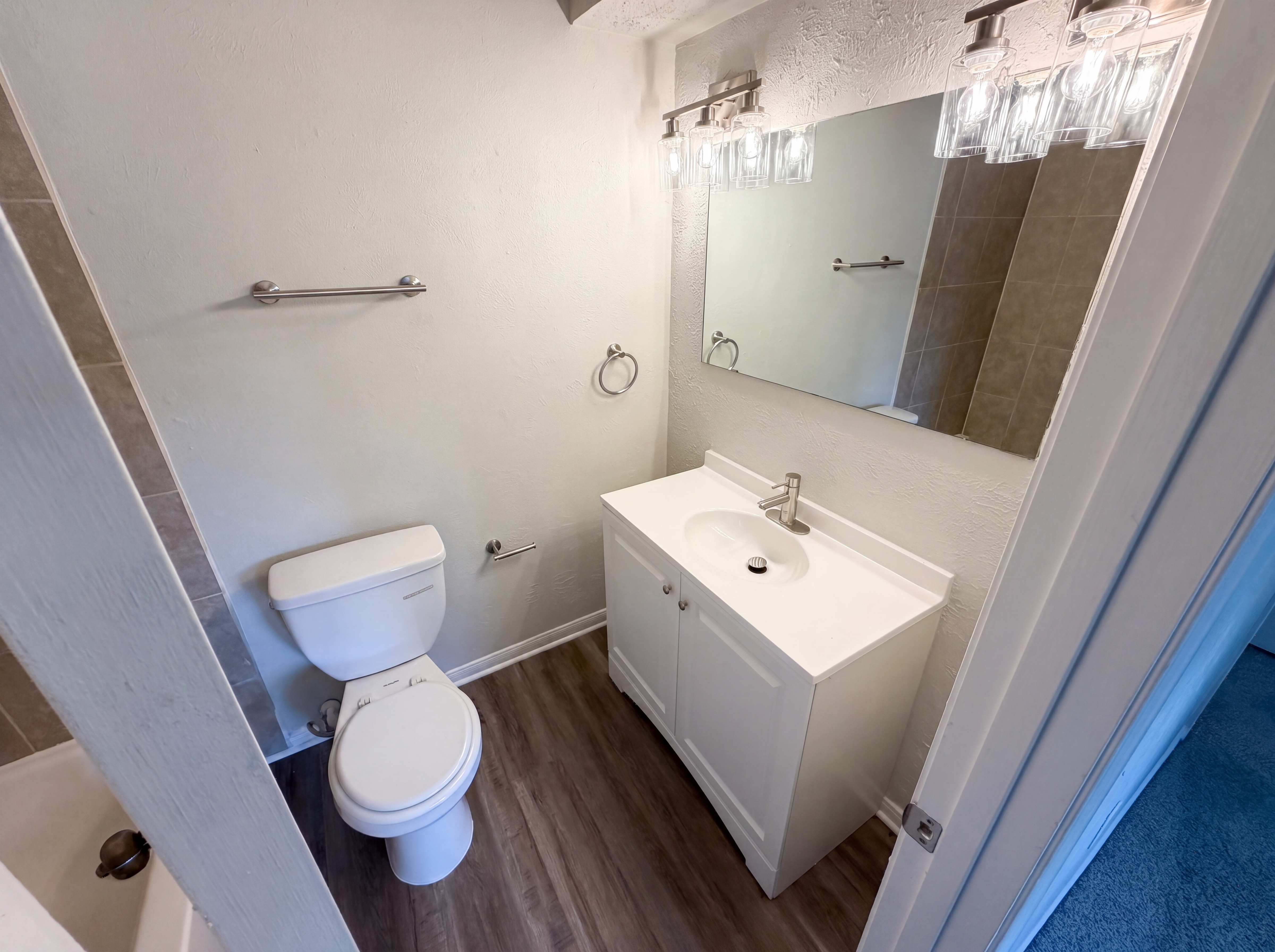 Photo 16 of 21 of 311 Fir Ridge Dr, Huffman, TX