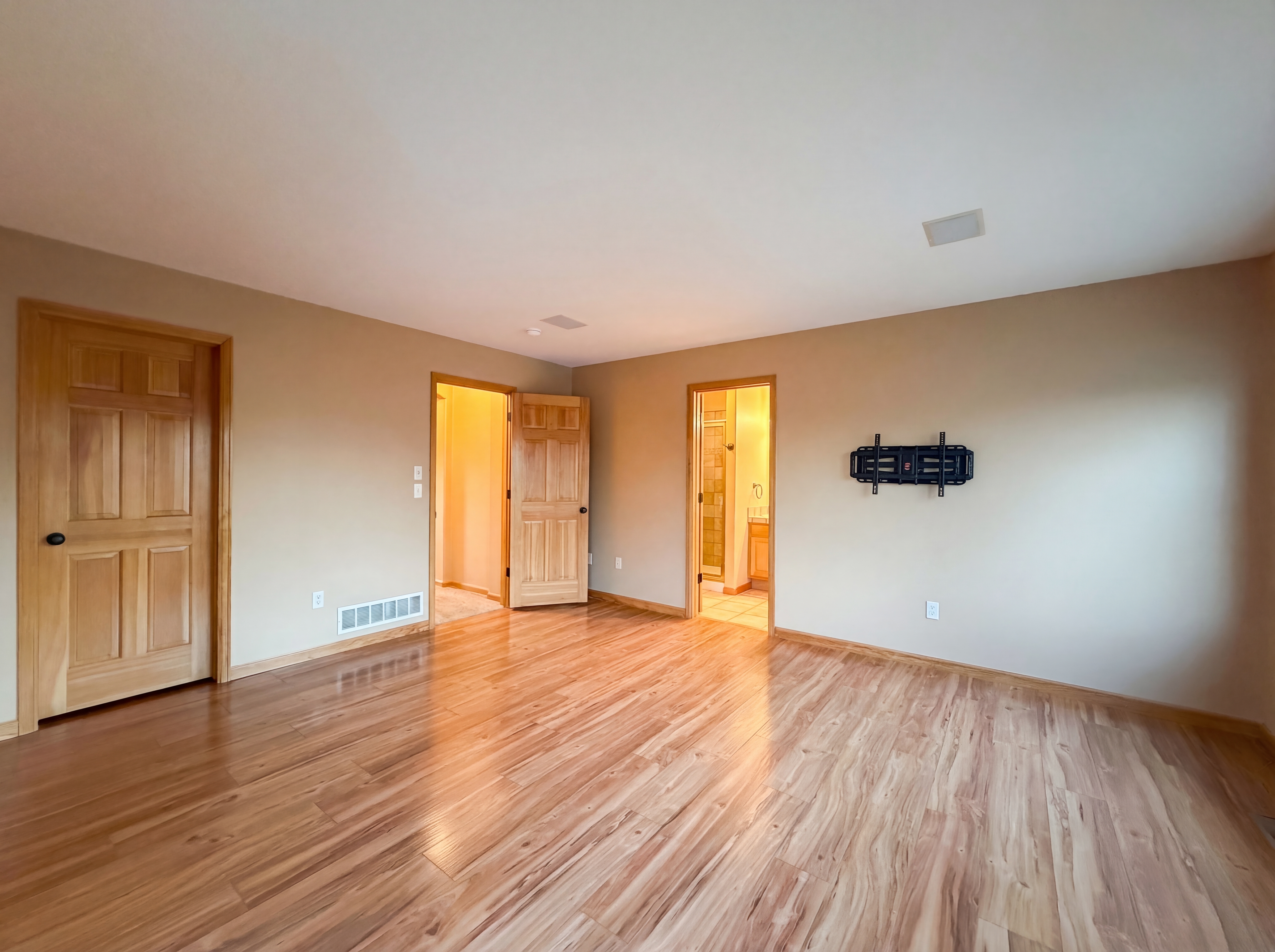 Photo 4 of 53 of 231 Maggie St, Longmont, CO