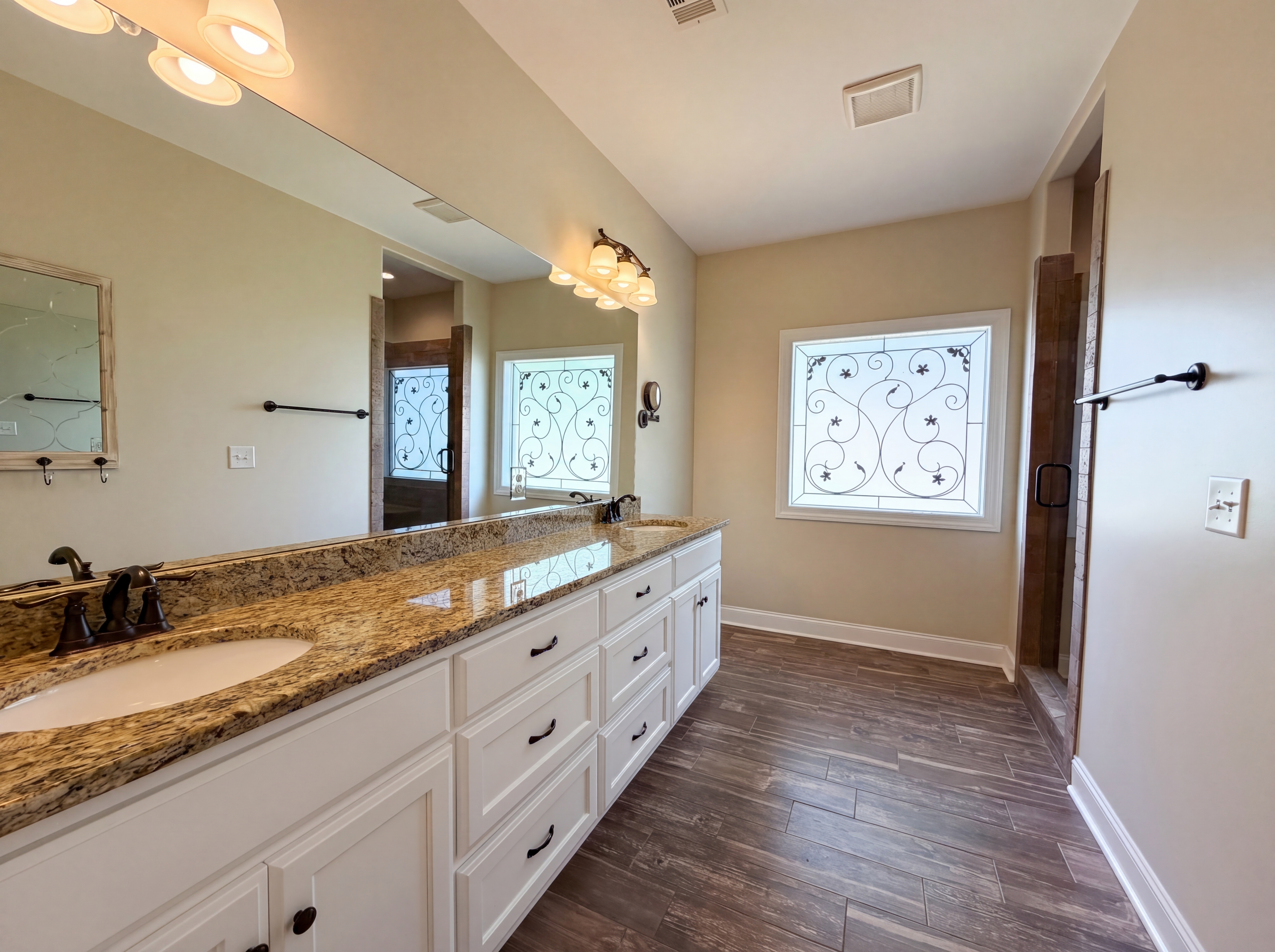 Photo 21 of 27 of 7009 Whisperwood Ave, Spring Hill, TN