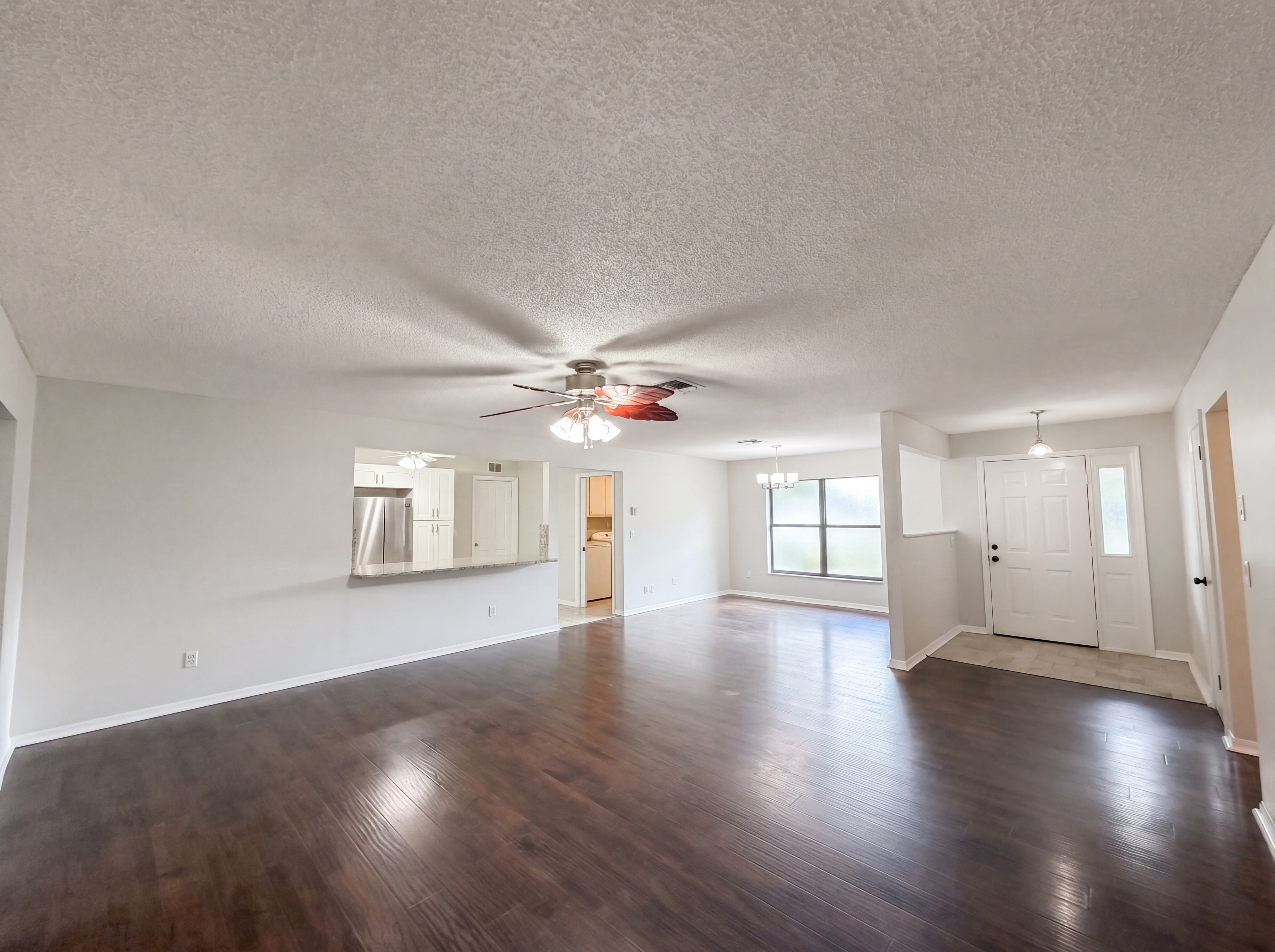 Photo 3 of 20 of 10510 SW 74th Ct, Ocala, FL