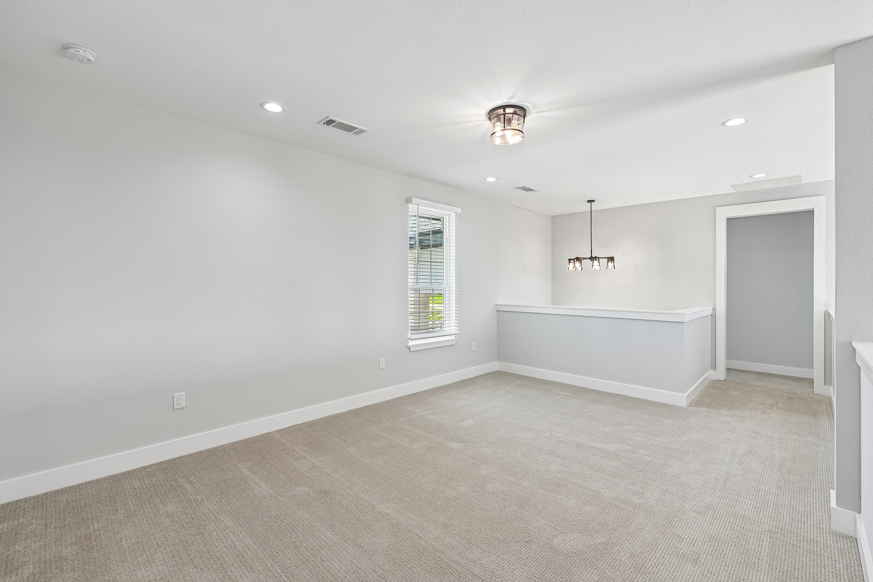Photo 36 of 44 of 681 Davenport Dr, Waxahachie, TX