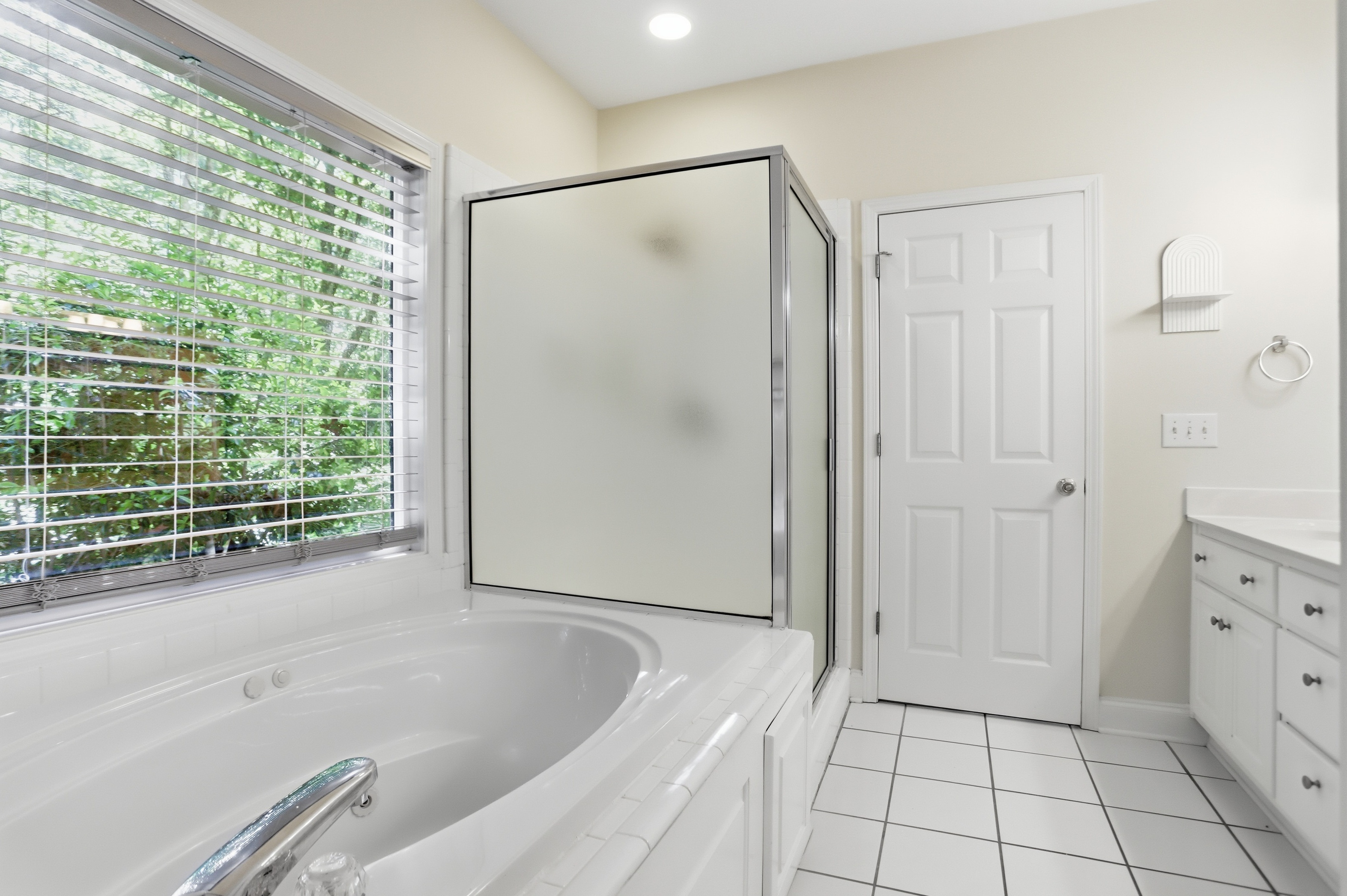 Photo 24 of 34 of 940 Cider Ridge Ct, Clarkesville, GA