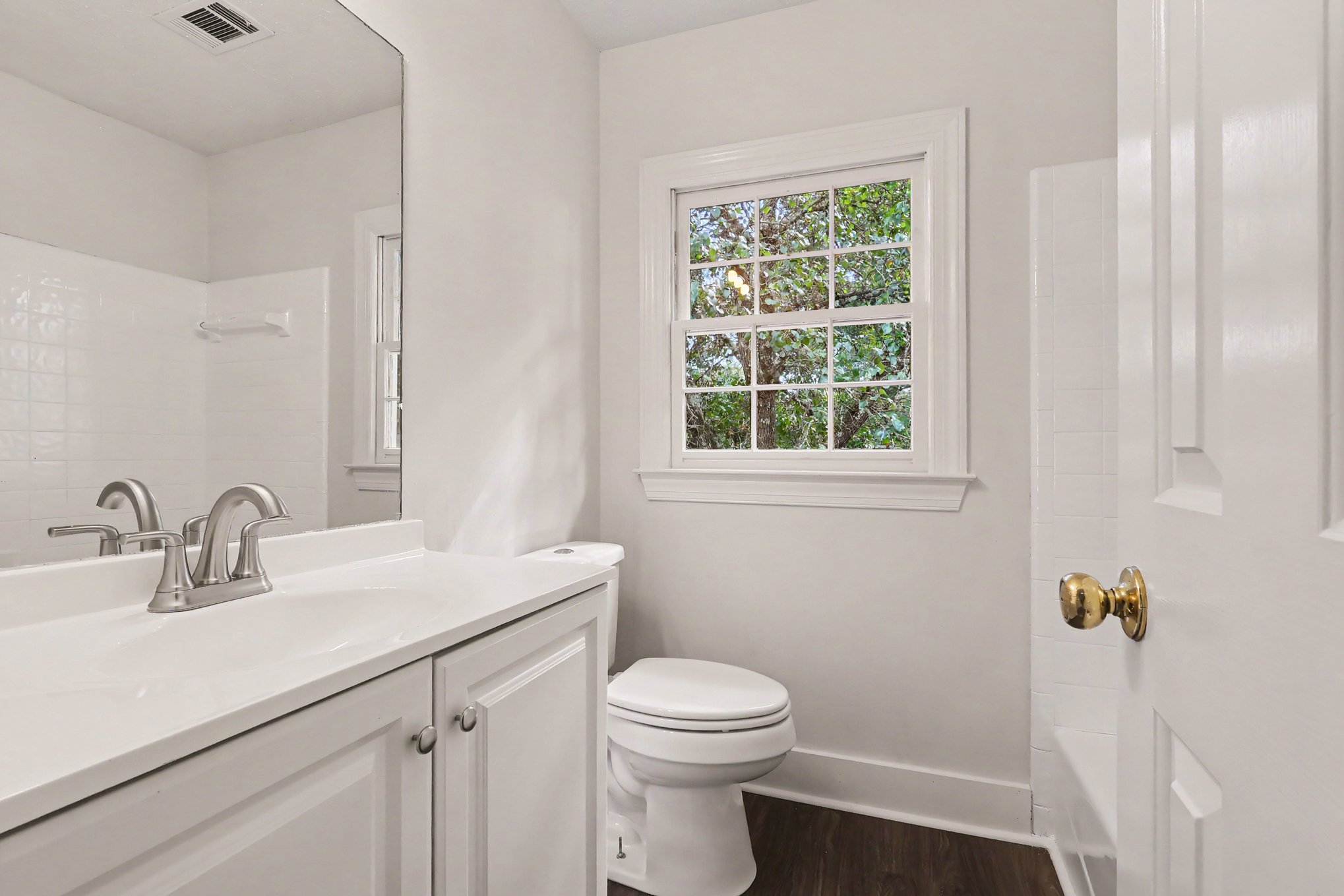 Photo 12 of 18 of 6391 Phillips Pl, Lithonia, GA