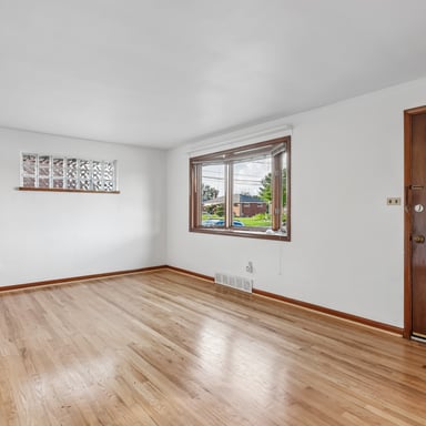 Property photo 3 of 478 Balconade Dr