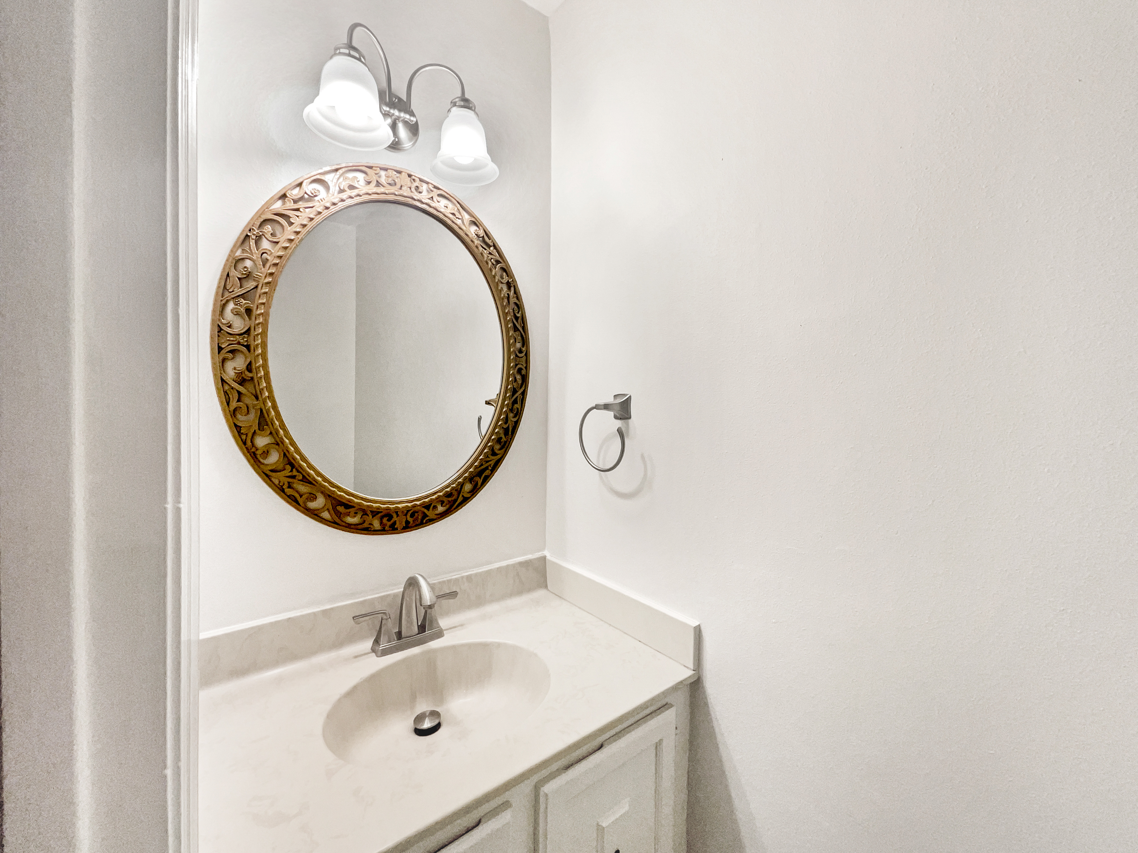 Photo 10 of 24 of 1404 Oak Pl, Apopka, FL
