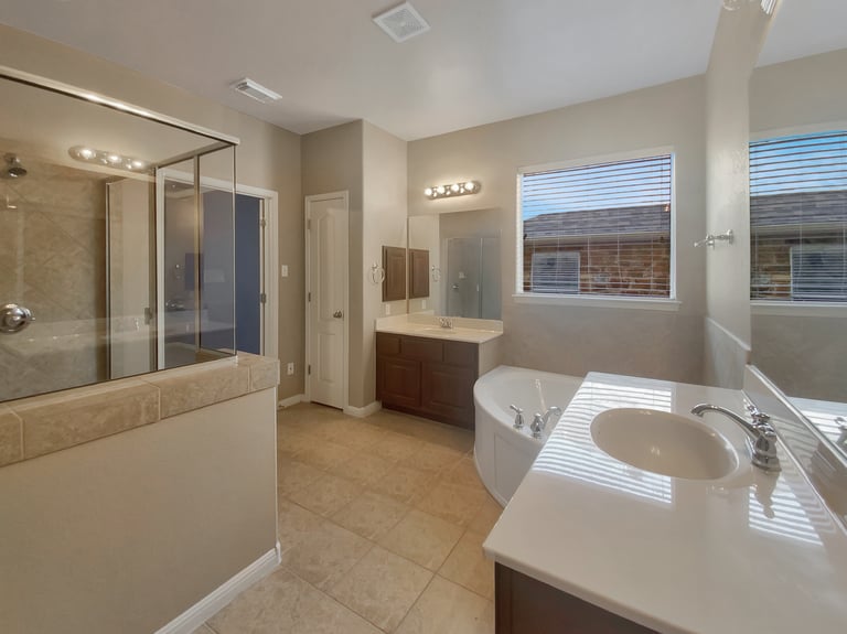 Photo 22 of 35 - 7900 Menler Dr, Austin, TX 78735